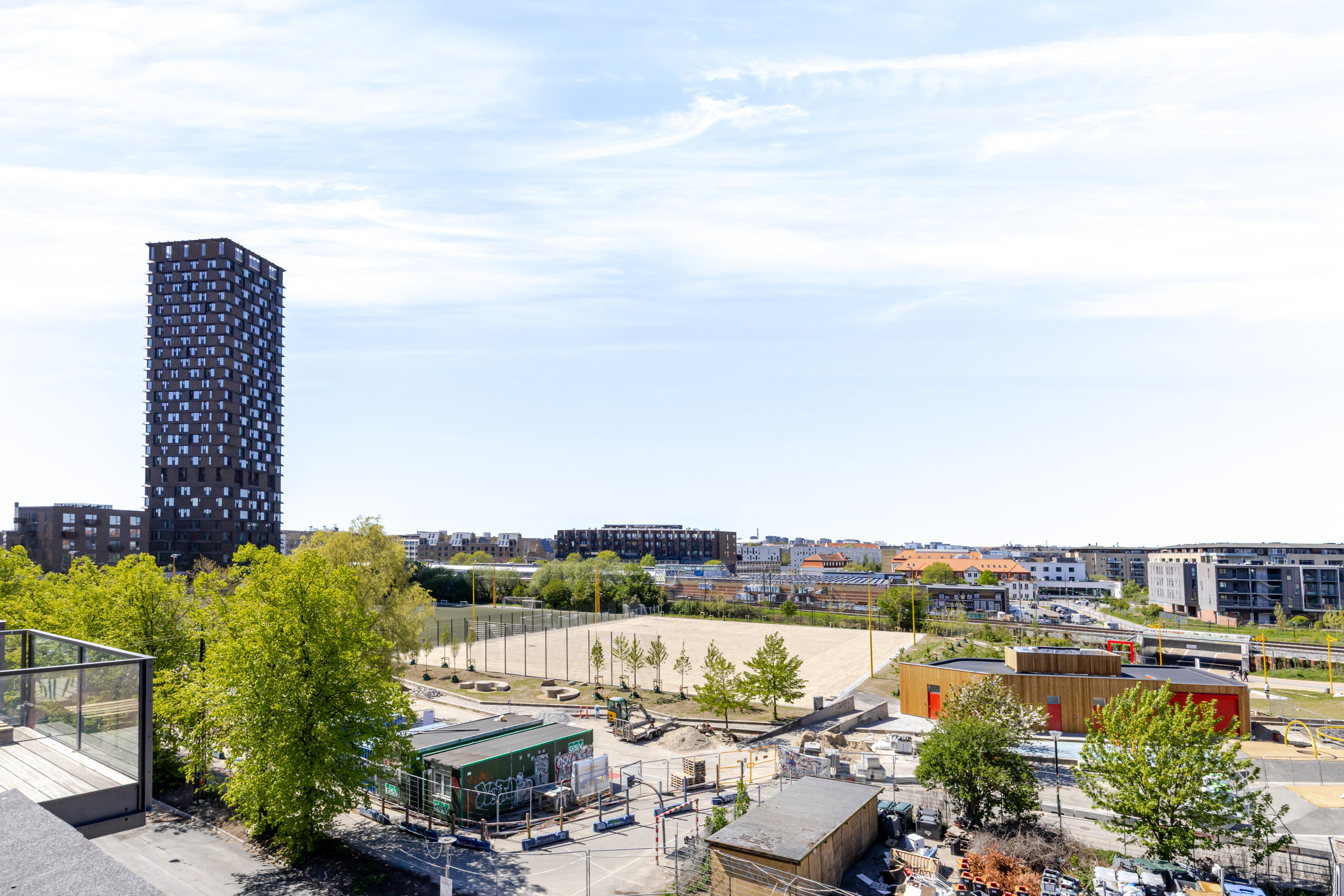 Fremhævet andet billede i fuldskærmstilstand. Billede af Mjølnerparken 56, 4. th., 2200 København N