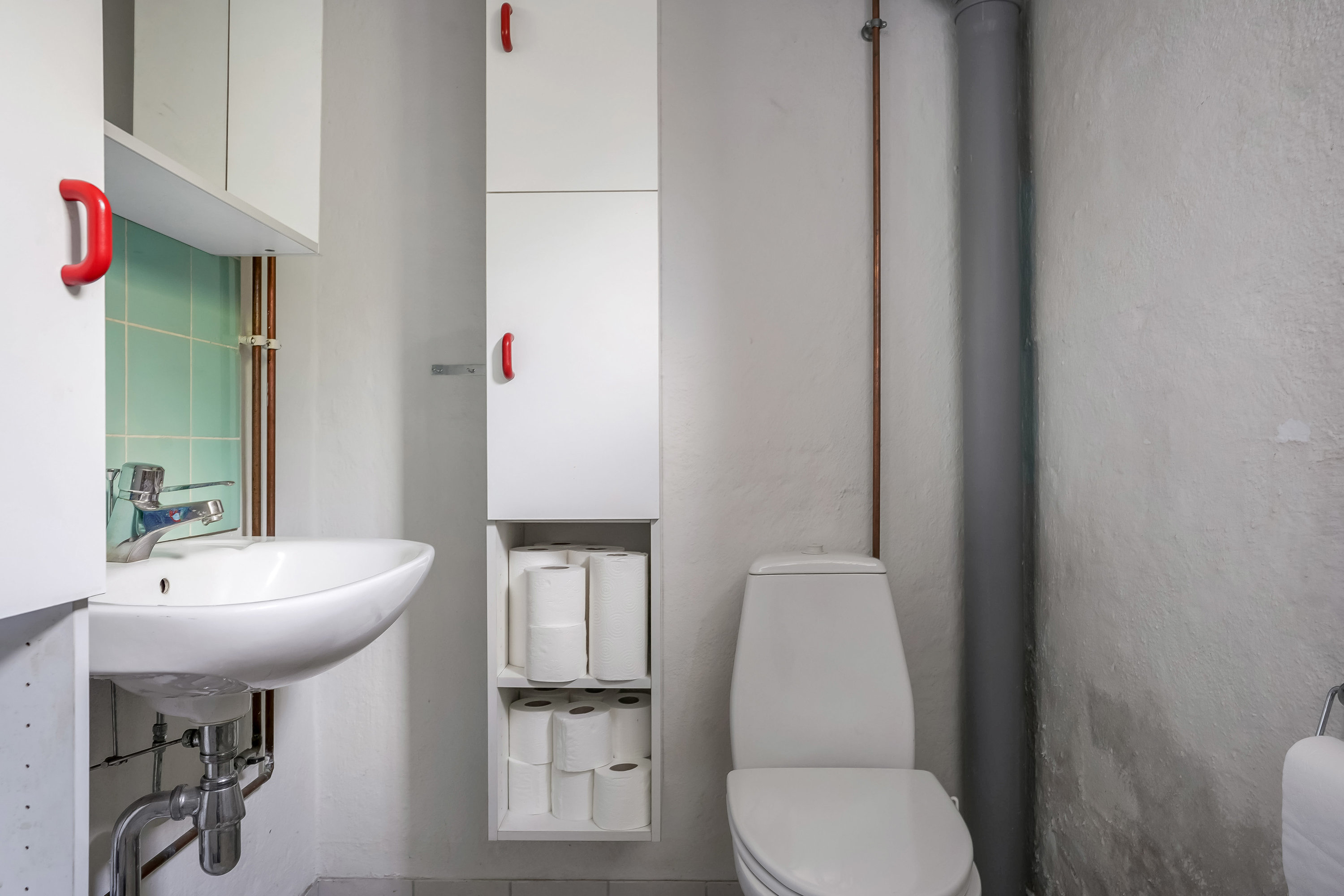 Fremhævet toilet billede i fuldskærmstilstand. Billede af Skovvej 4, 5462 Morud