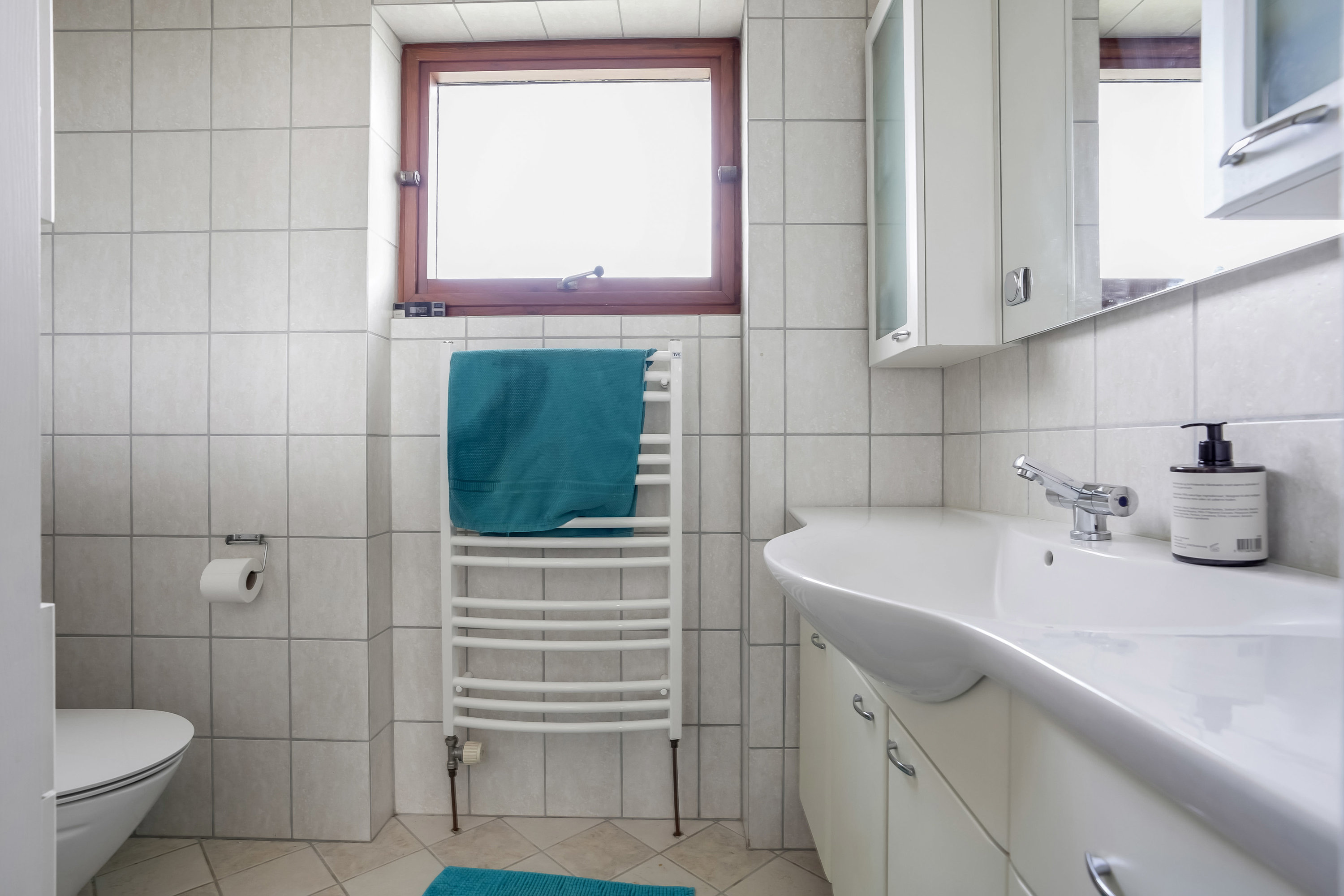 Fremhævet toilet billede i fuldskærmstilstand. Billede af Skovvej 4, 5462 Morud