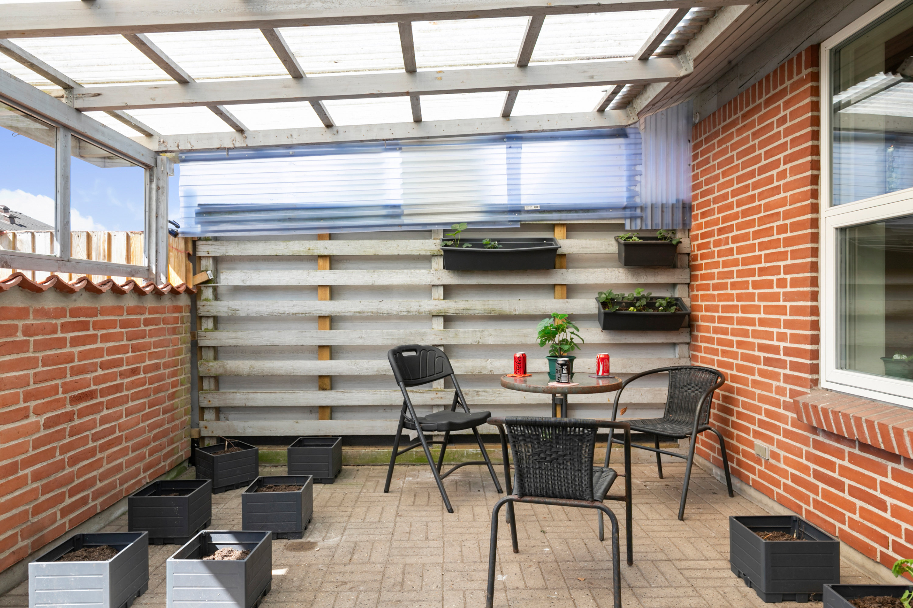 Fremhævet overdækket terrasse billede i fuldskærmstilstand. Billede af Engtoften 58, 9600 Aars
