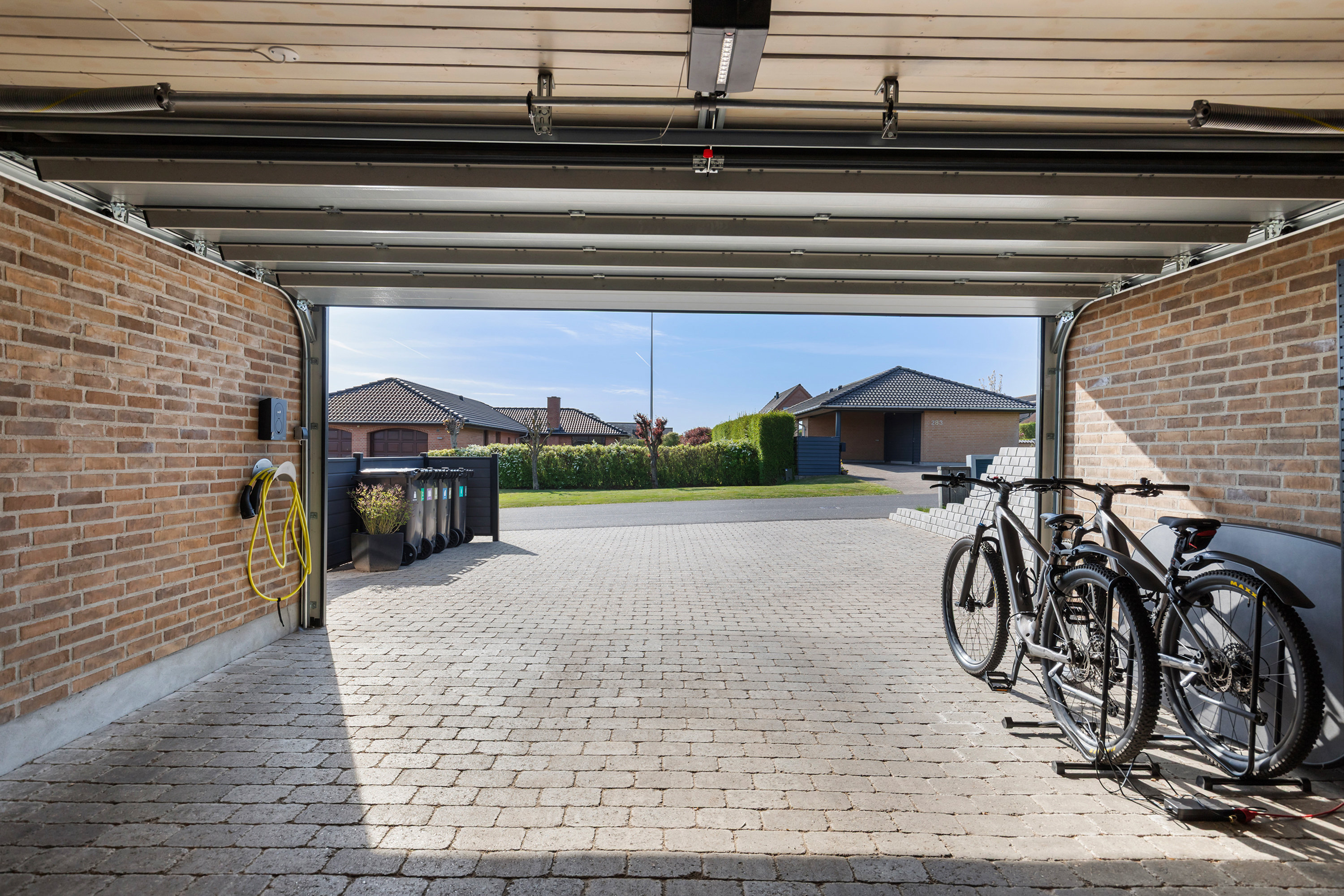 Fremhævet garage billede i fuldskærmstilstand. Billede af Hans Egedes Vej 295, 9600 Aars
