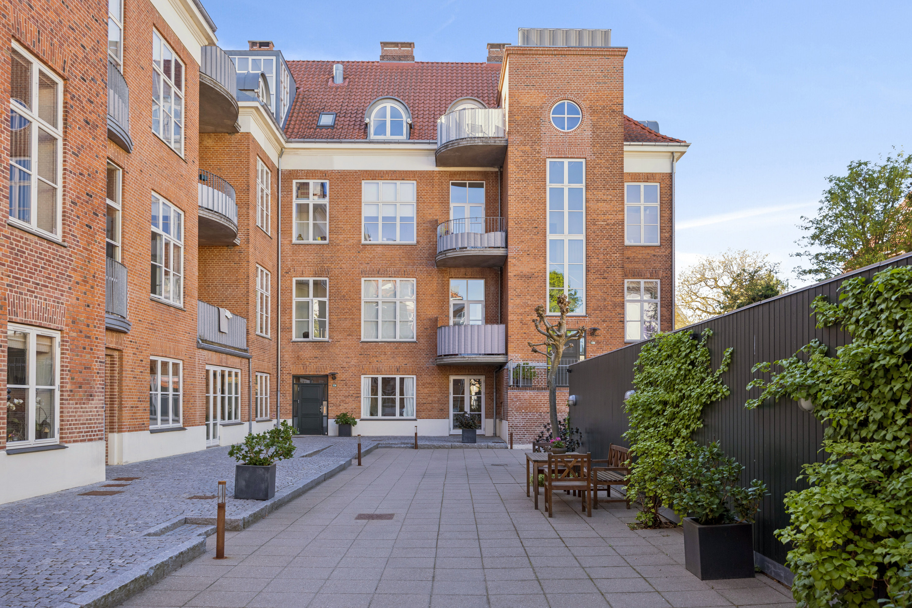 Fremhævet andet billede i fuldskærmstilstand. Billede af Drosselvej 57D, st.. th., 2000 Frederiksberg