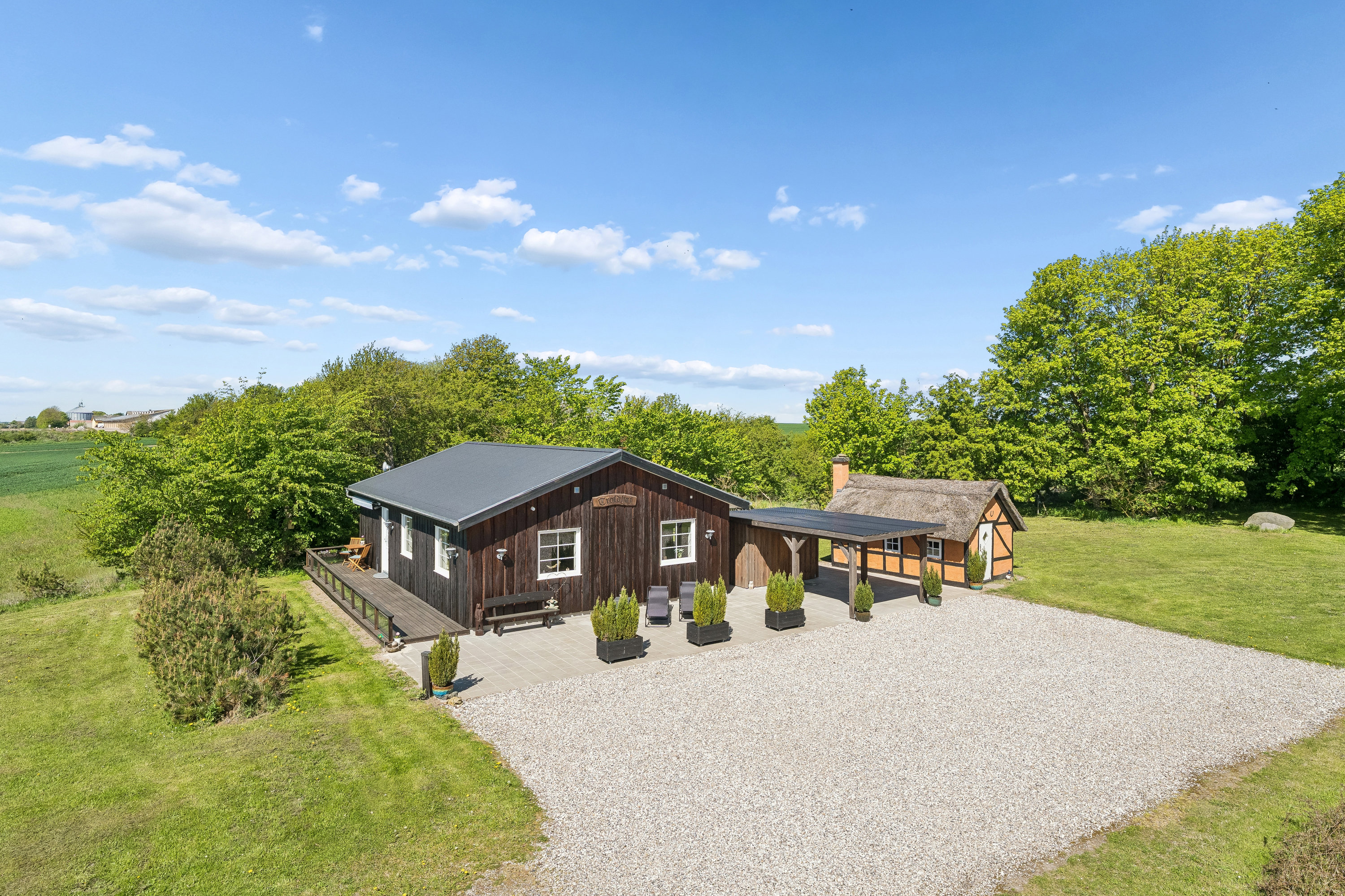 Udbyhøjvej 597, Knejsted, 8970 Havndal
