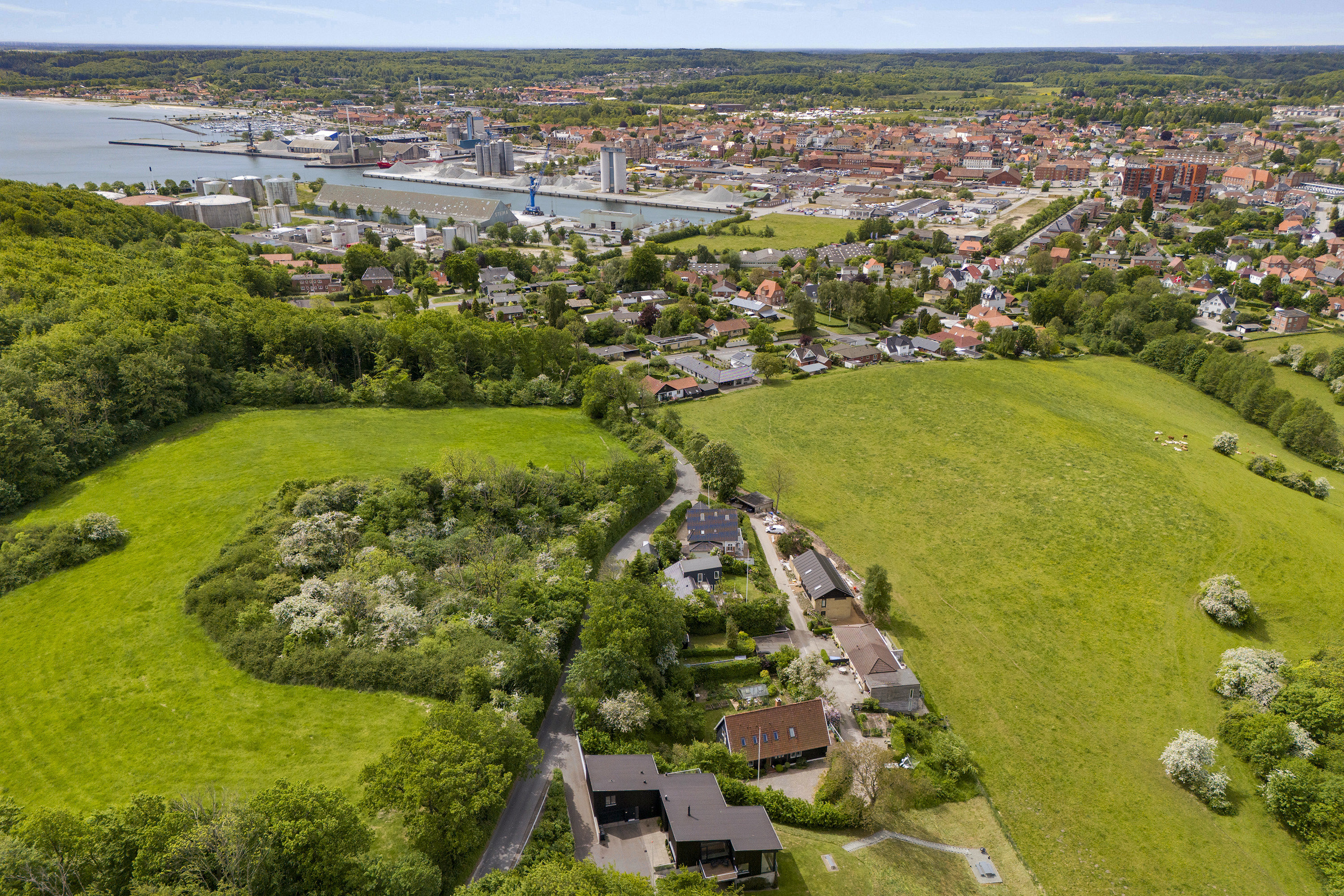 Fremhævet område billede i fuldskærmstilstand. Billede af Dambjerg 23, 6200 Aabenraa
