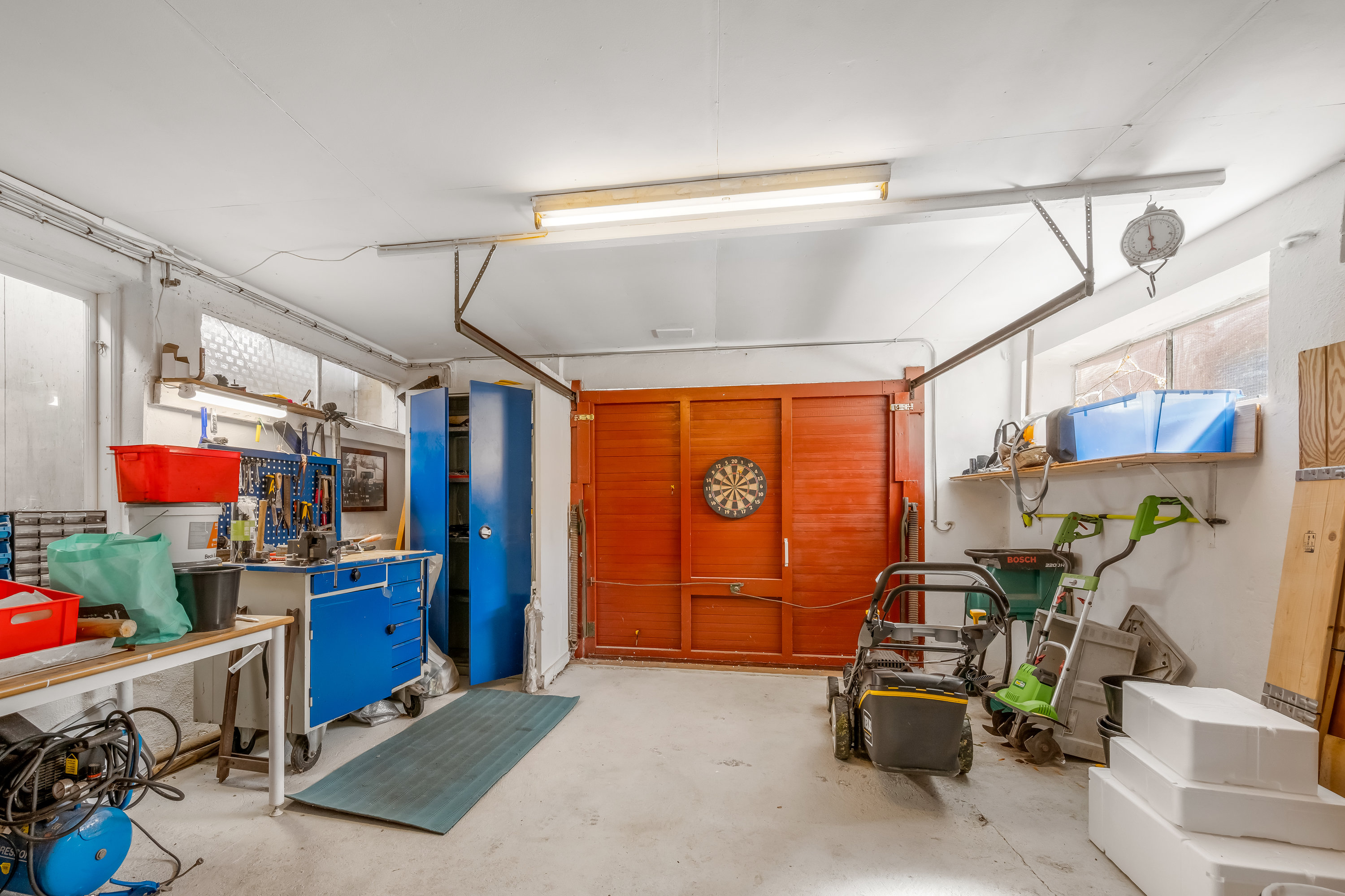 Fremhævet garage billede i fuldskærmstilstand. Billede af Chr Hansensvej 6, 6900 Skjern