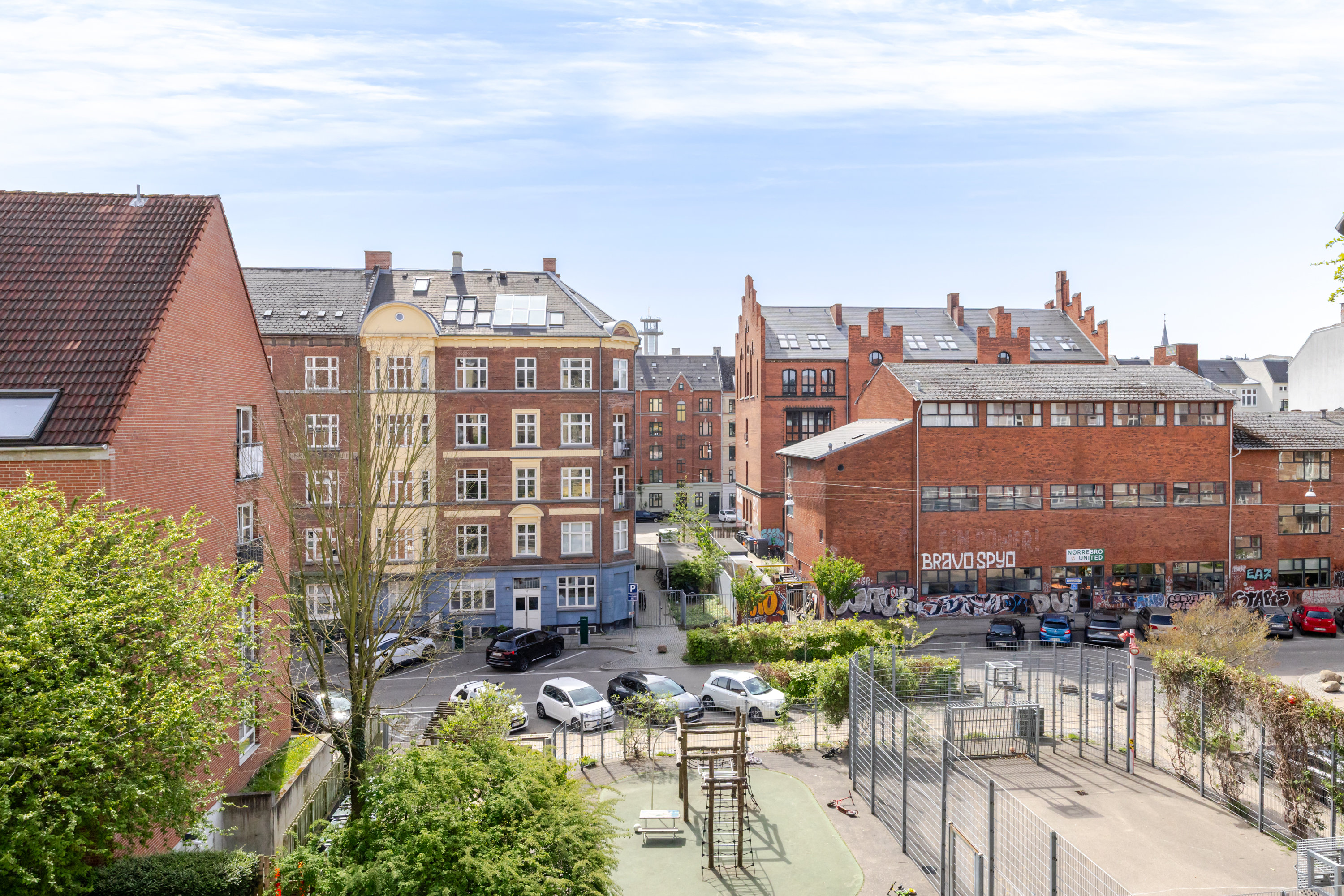 Fremhævet andet billede i fuldskærmstilstand. Billede af Søllerødgade 35, 3. th., 2200 København N