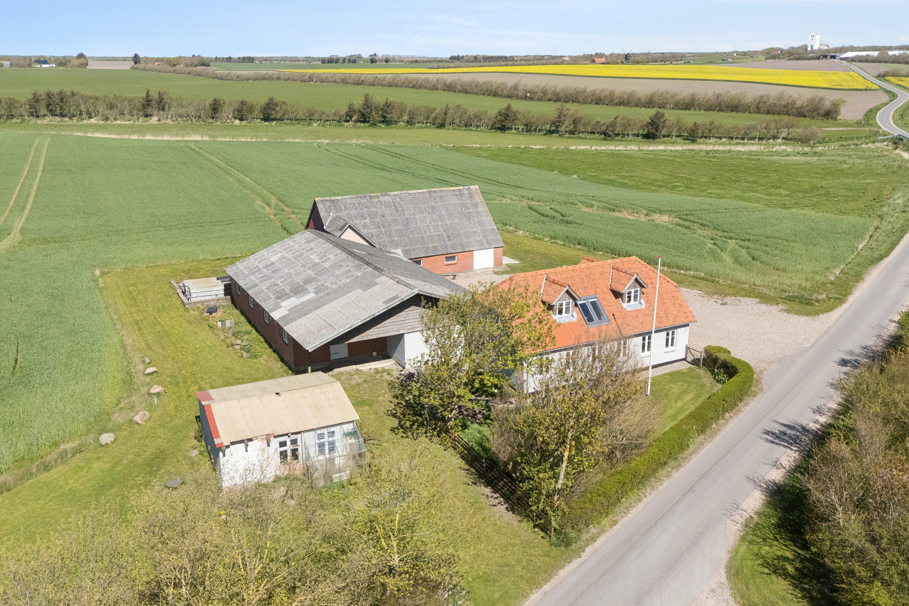 Fremhævet set fra vejen billede i fuldskærmstilstand. Billede af Klostermøllevej 71, 7770 Vestervig