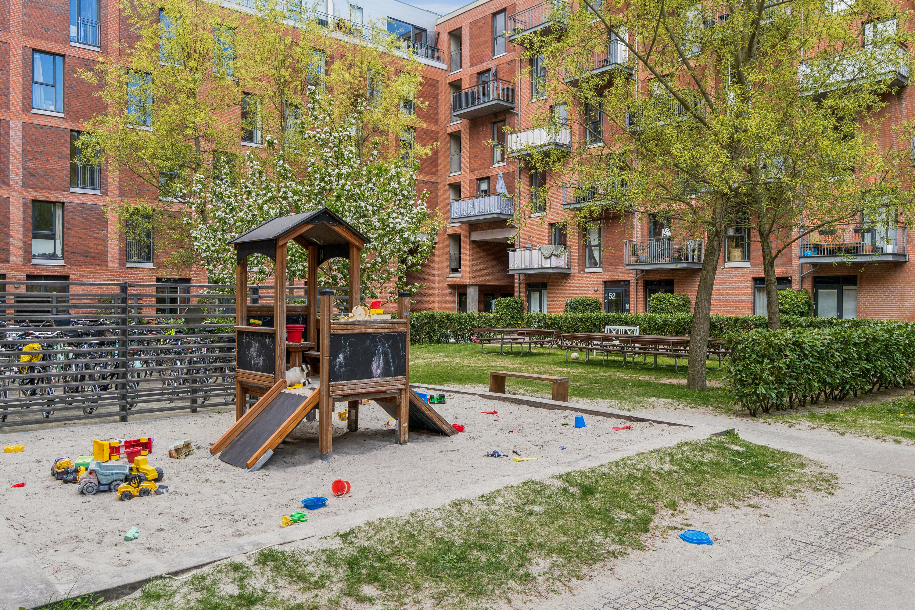 Fremhævet gårdmiljø billede i fuldskærmstilstand. Billede af Teglholmsgade 66, 4. th., 2450 København SV