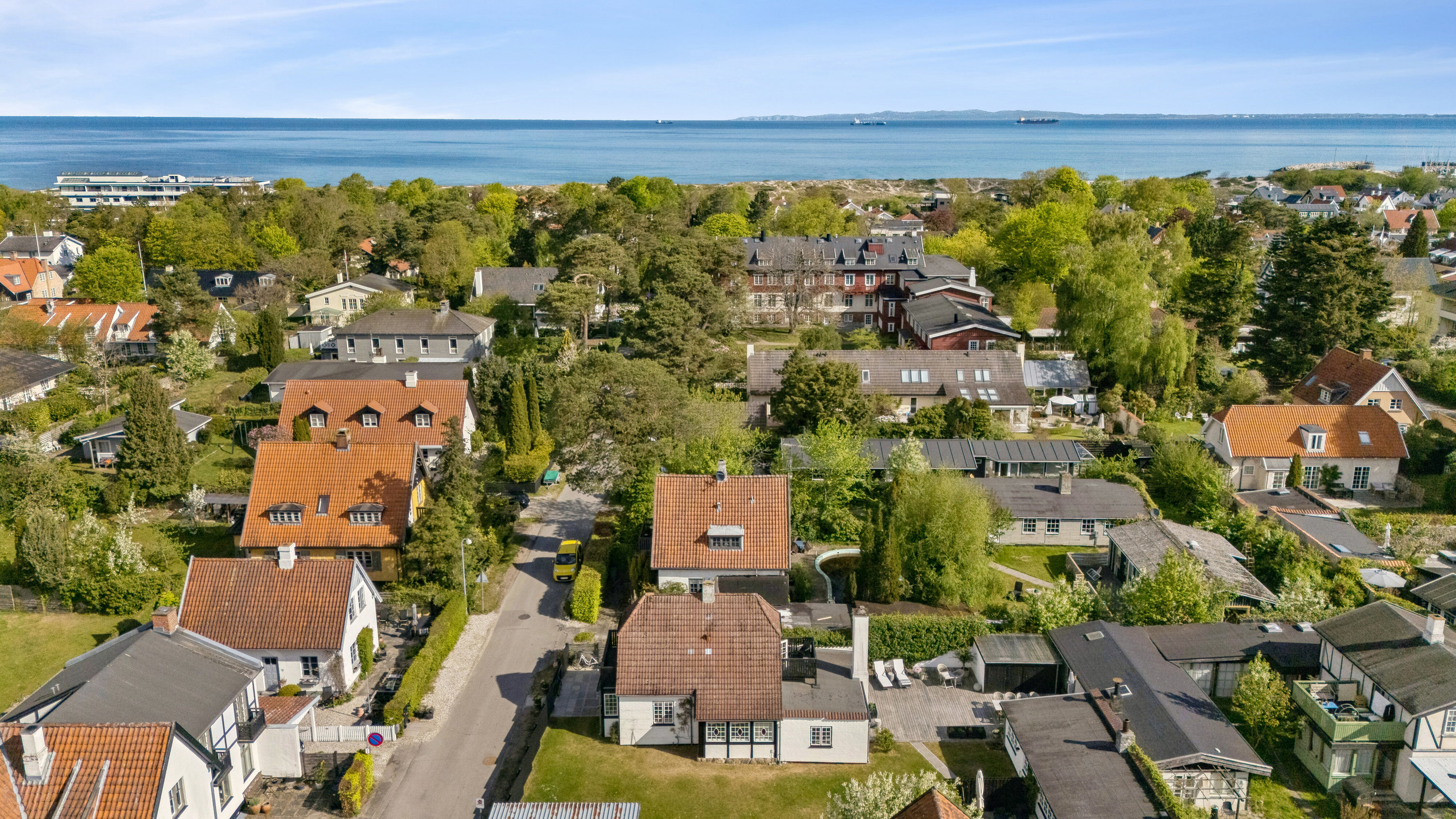 Fremhævet luftfoto billede i fuldskærmstilstand. Billede af Granvænget 2, 3100 Hornbæk