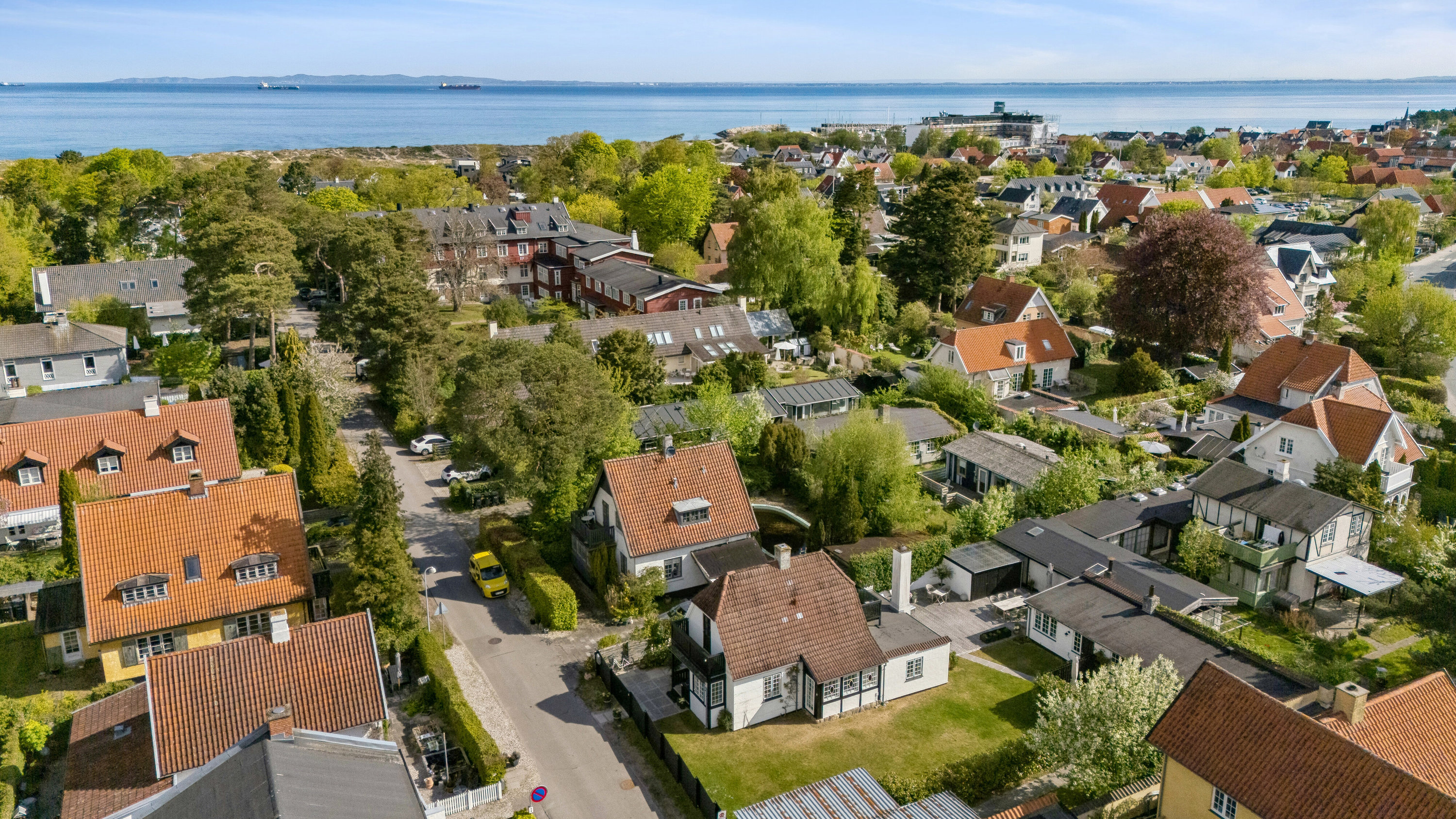 Fremhævet luftfoto billede i fuldskærmstilstand. Billede af Granvænget 2, 3100 Hornbæk