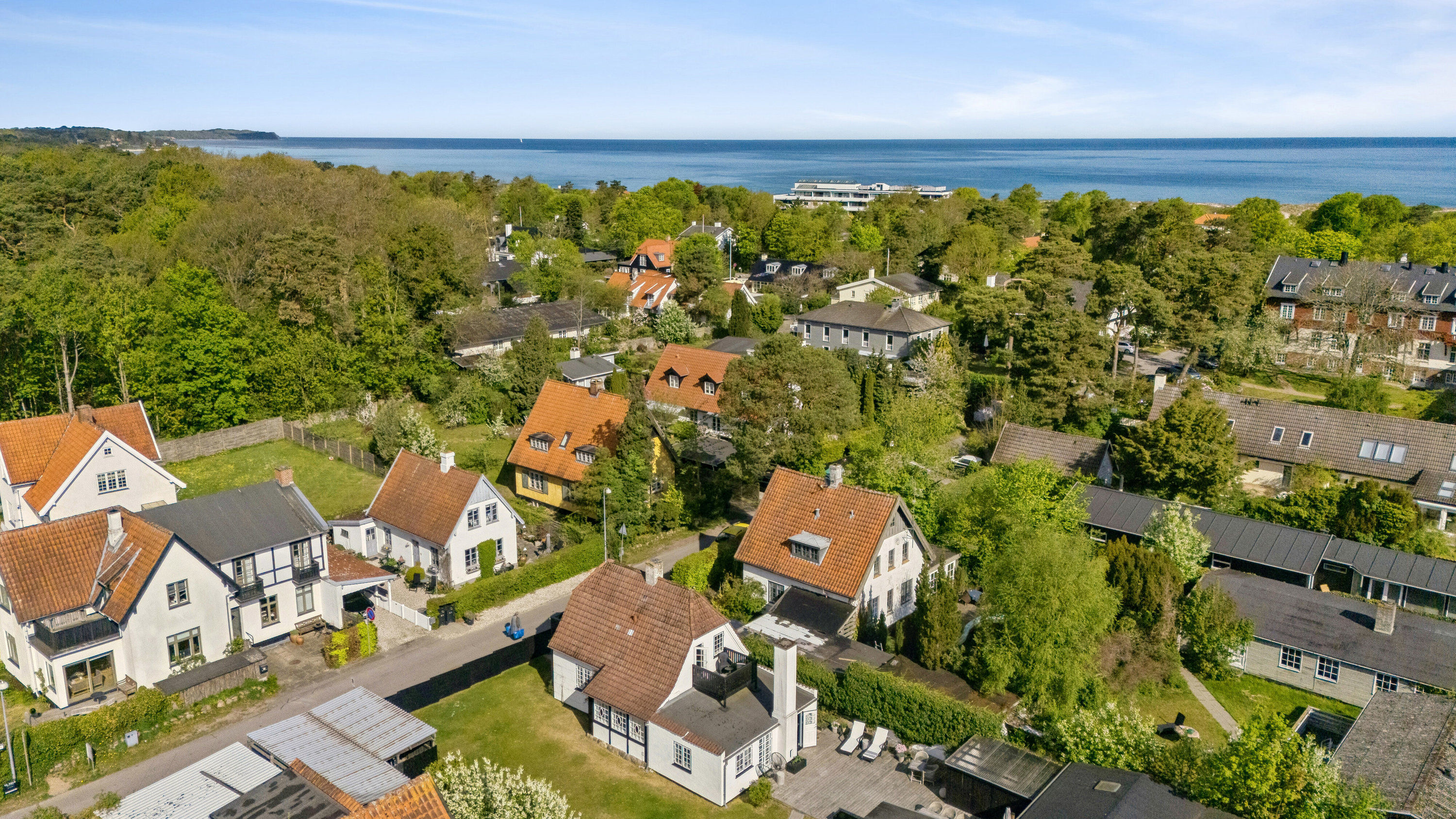 Fremhævet luftfoto billede i fuldskærmstilstand. Billede af Granvænget 2, 3100 Hornbæk