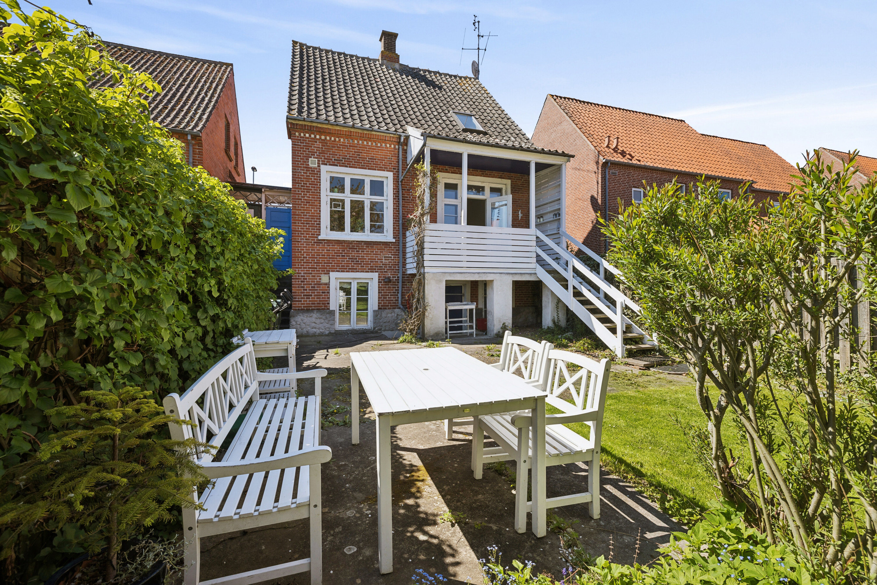 Fremhævet set fra haven billede i fuldskærmstilstand. Billede af Jens Winthers Vej 15, 5900 Rudkøbing