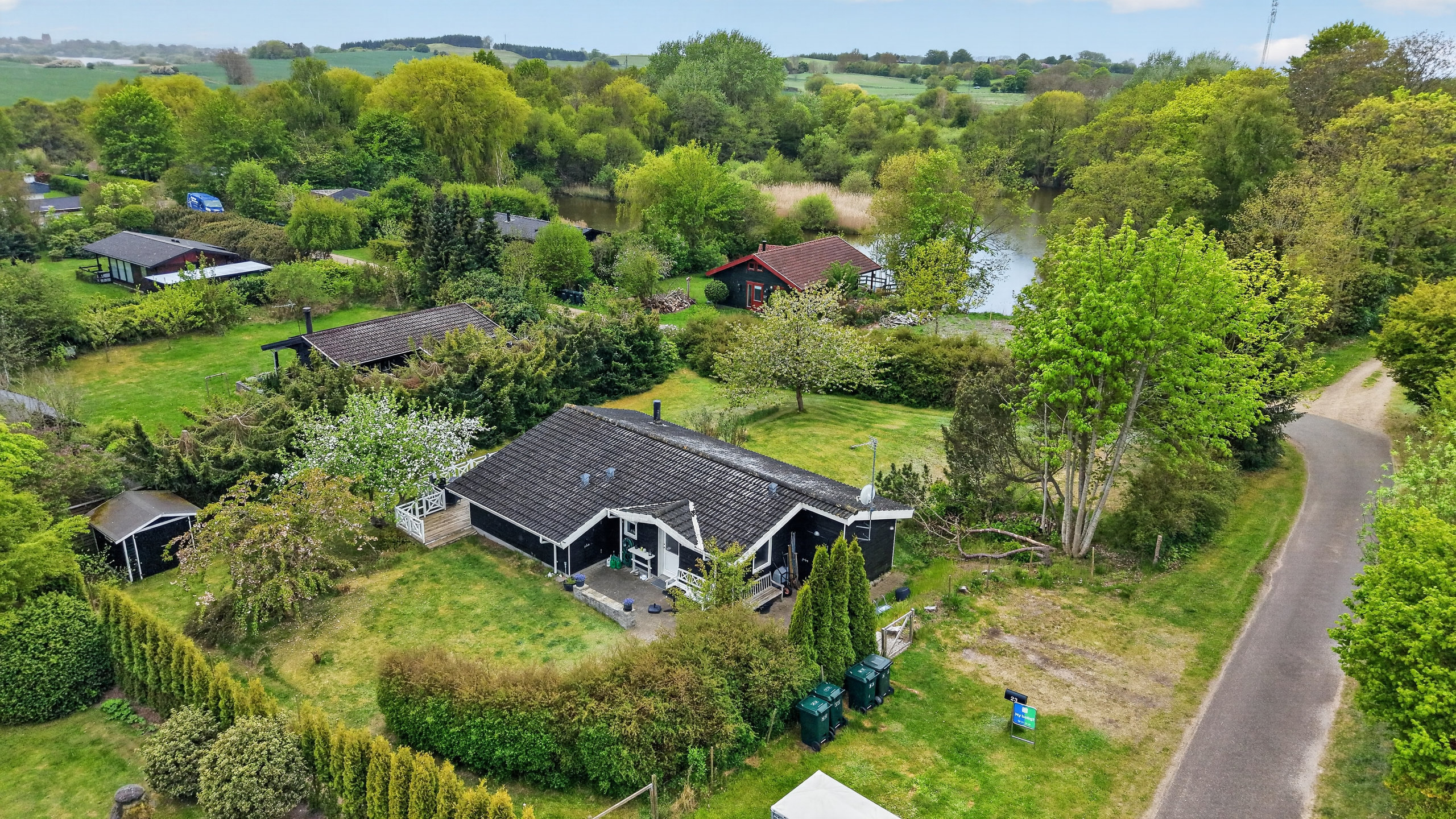 Fremhævet luftfoto billede i fuldskærmstilstand. Billede af Ravnemosevej 23, Nyrup, 4500 Nykøbing Sj