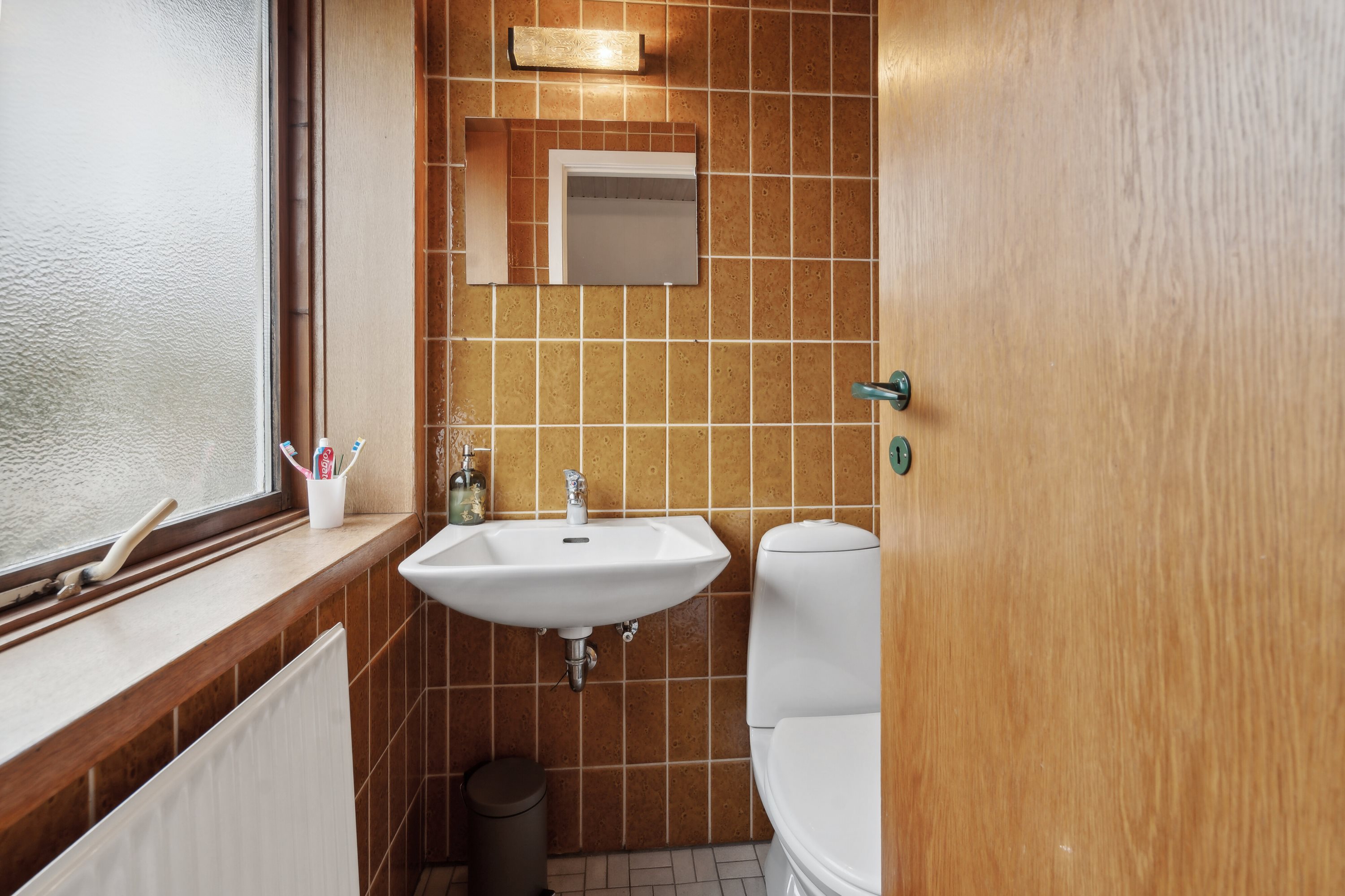 Fremhævet gæstetoilet billede i fuldskærmstilstand. Billede af Kirkevej 89, 6360 Tinglev
