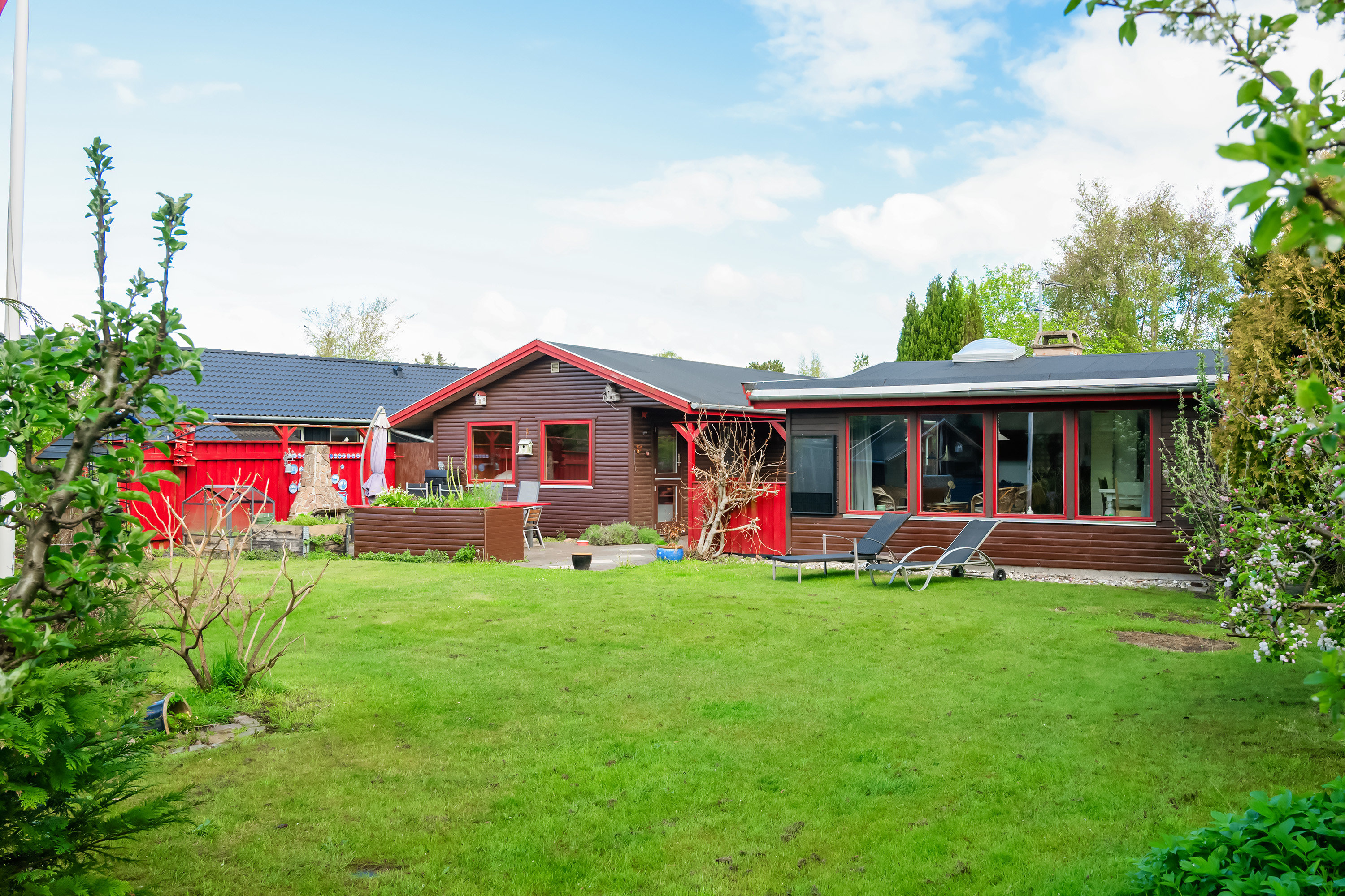 Fremhævet have billede i fuldskærmstilstand. Billede af Valmuevej 17, Bøtø, 4873 Væggerløse