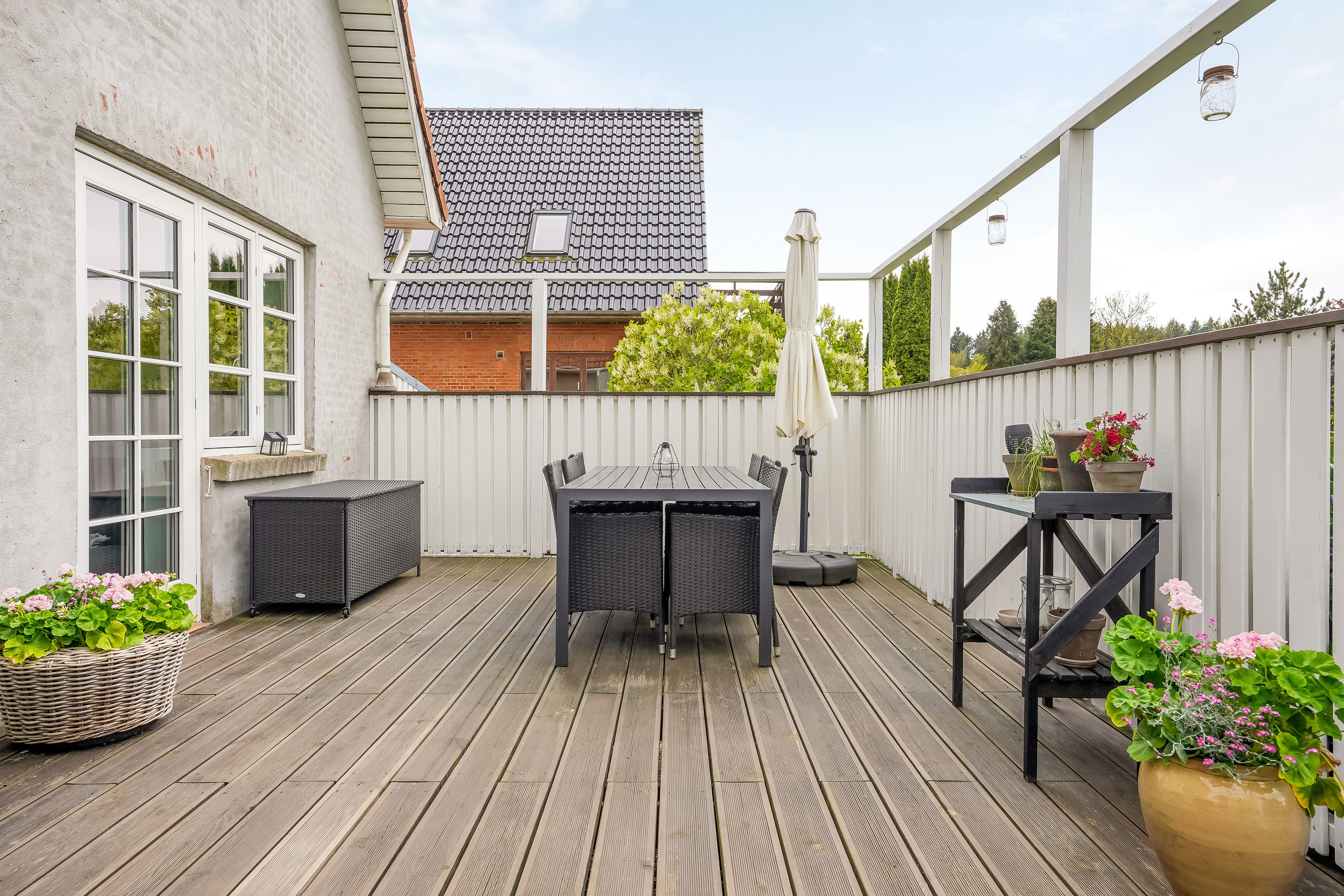 Fremhævet terrasse billede i fuldskærmstilstand. Billede af Tallerupvej 65, Tommerup St, 5690 Tommerup