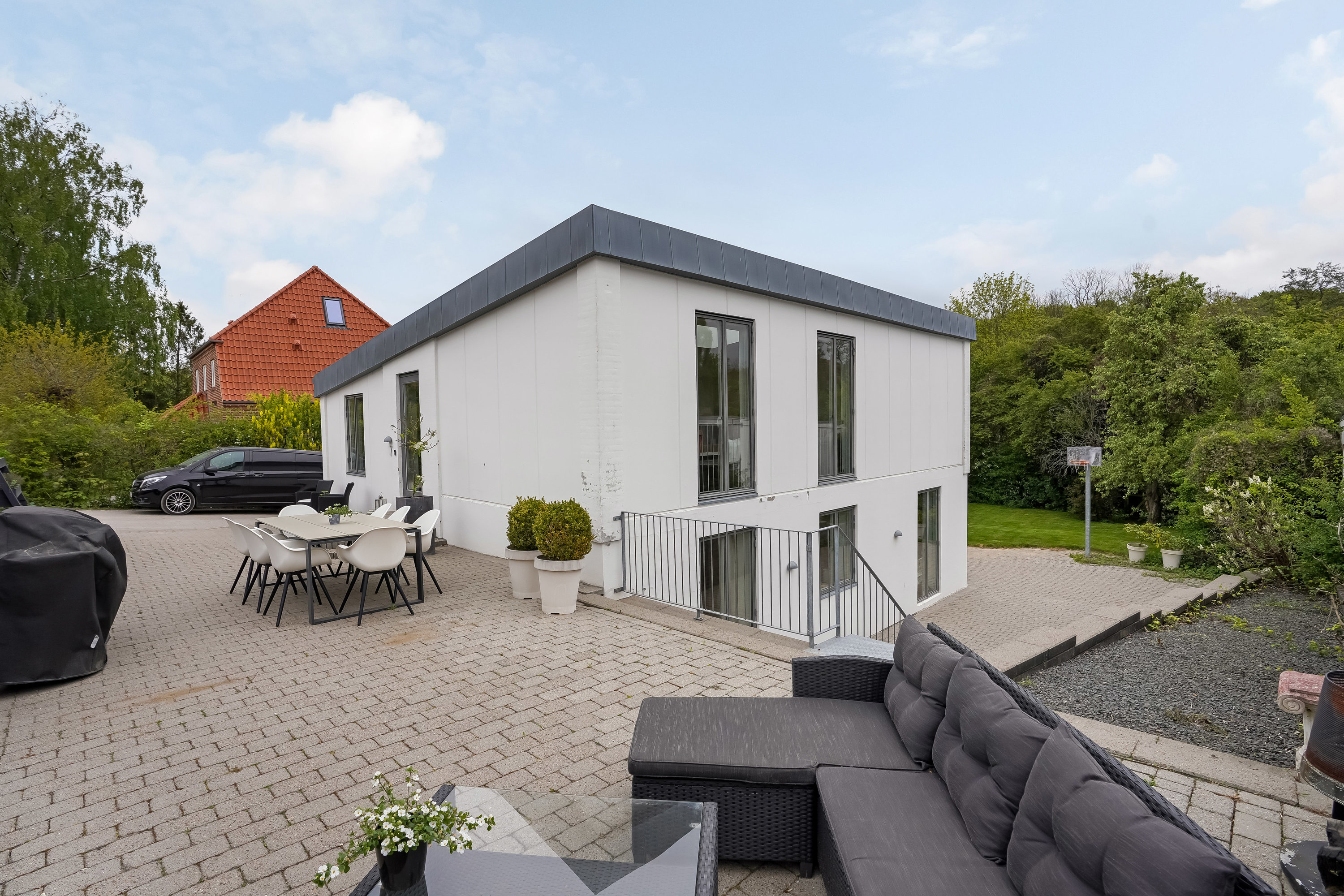 Fremhævet terrasse billede i fuldskærmstilstand. Billede af Skellet 7, Tarup, 5000 Odense C