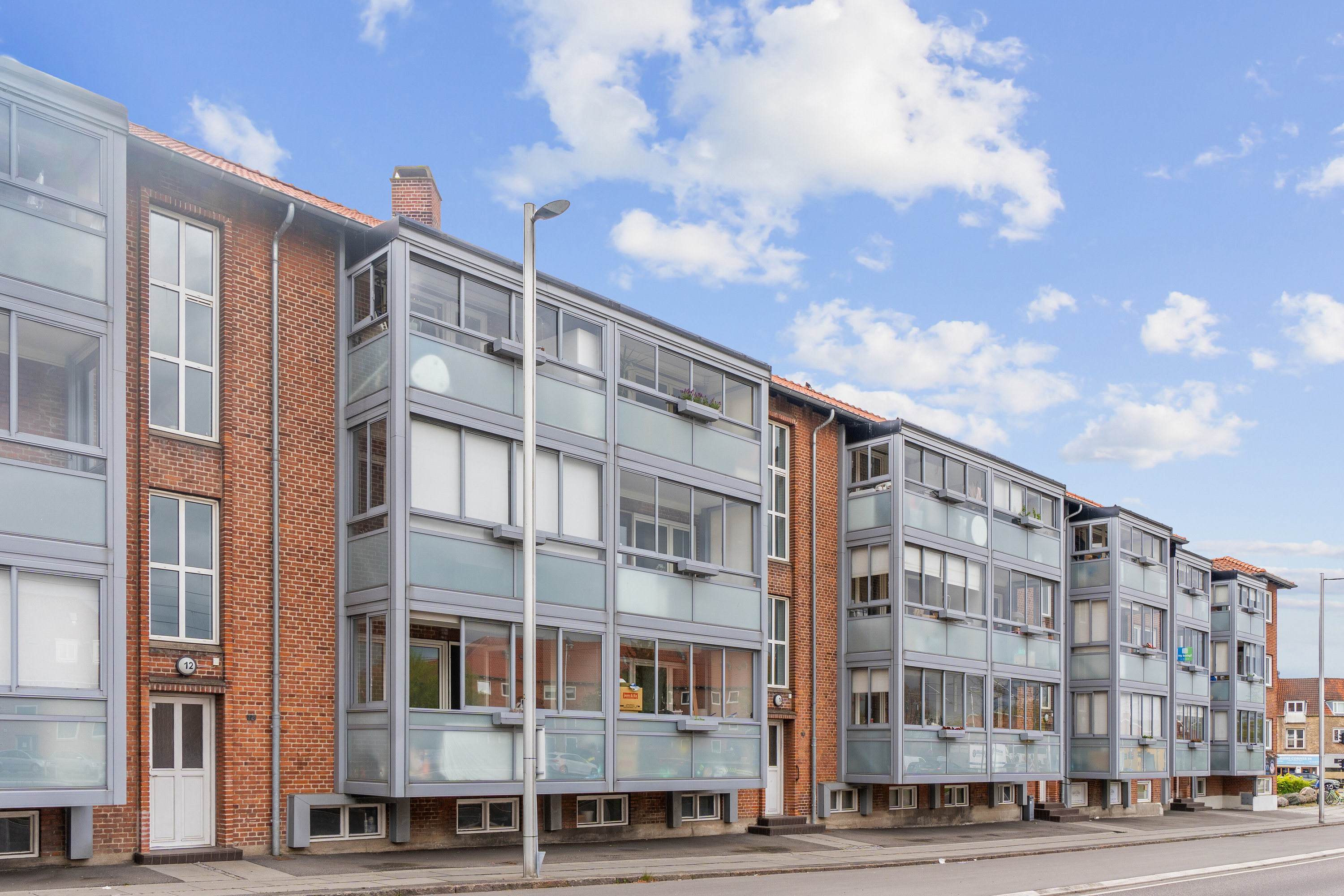 Fremhævet udendørs billede i fuldskærmstilstand. Billede af Nordre Ringvej 12, st.. th., 2600 Glostrup