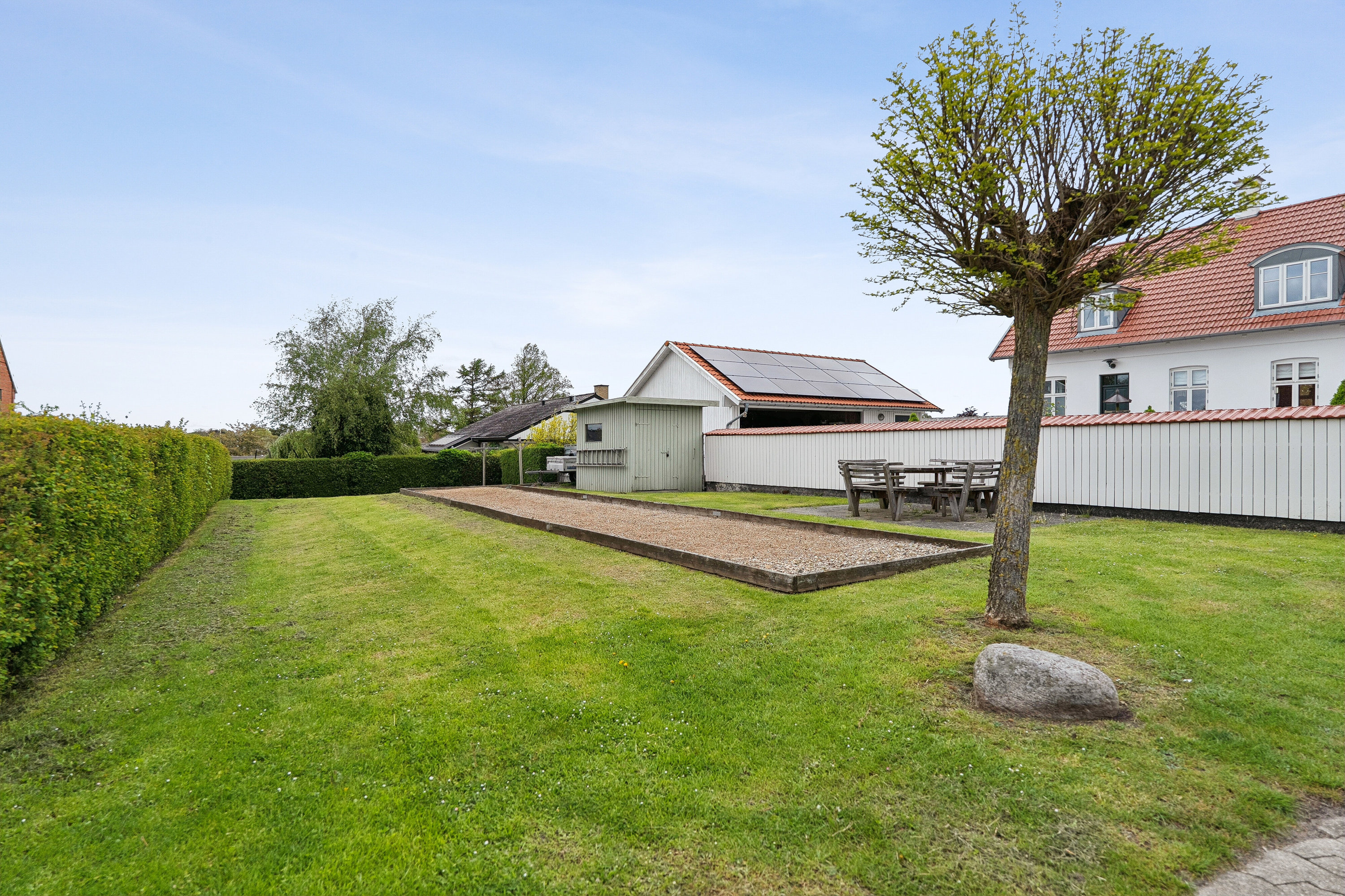 Fremhævet set fra haven billede i fuldskærmstilstand. Billede af Næbvej 3C, 4720 Præstø