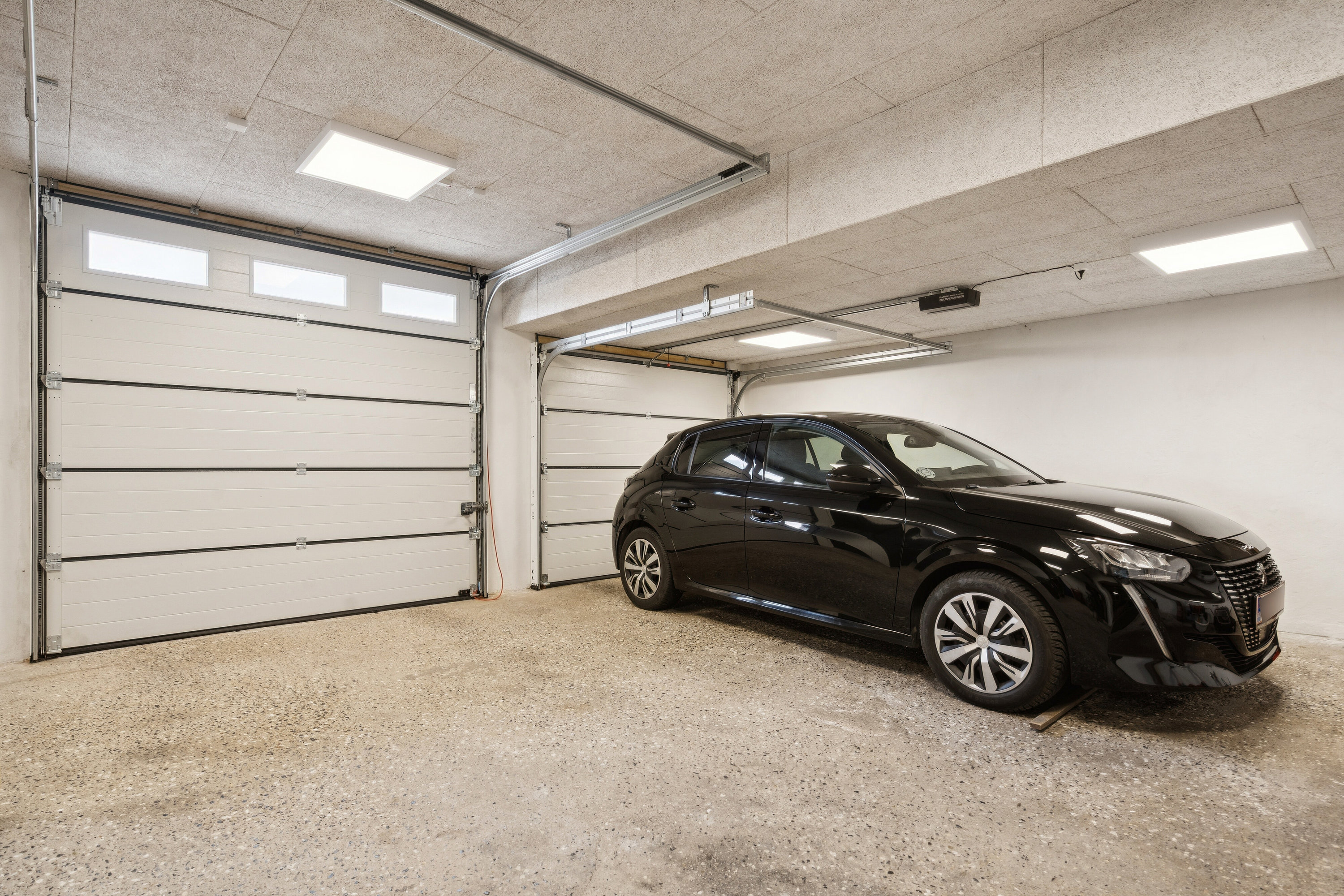 Fremhævet garage billede i fuldskærmstilstand. Billede af Gammel Stillingvej 422, 8462 Harlev J