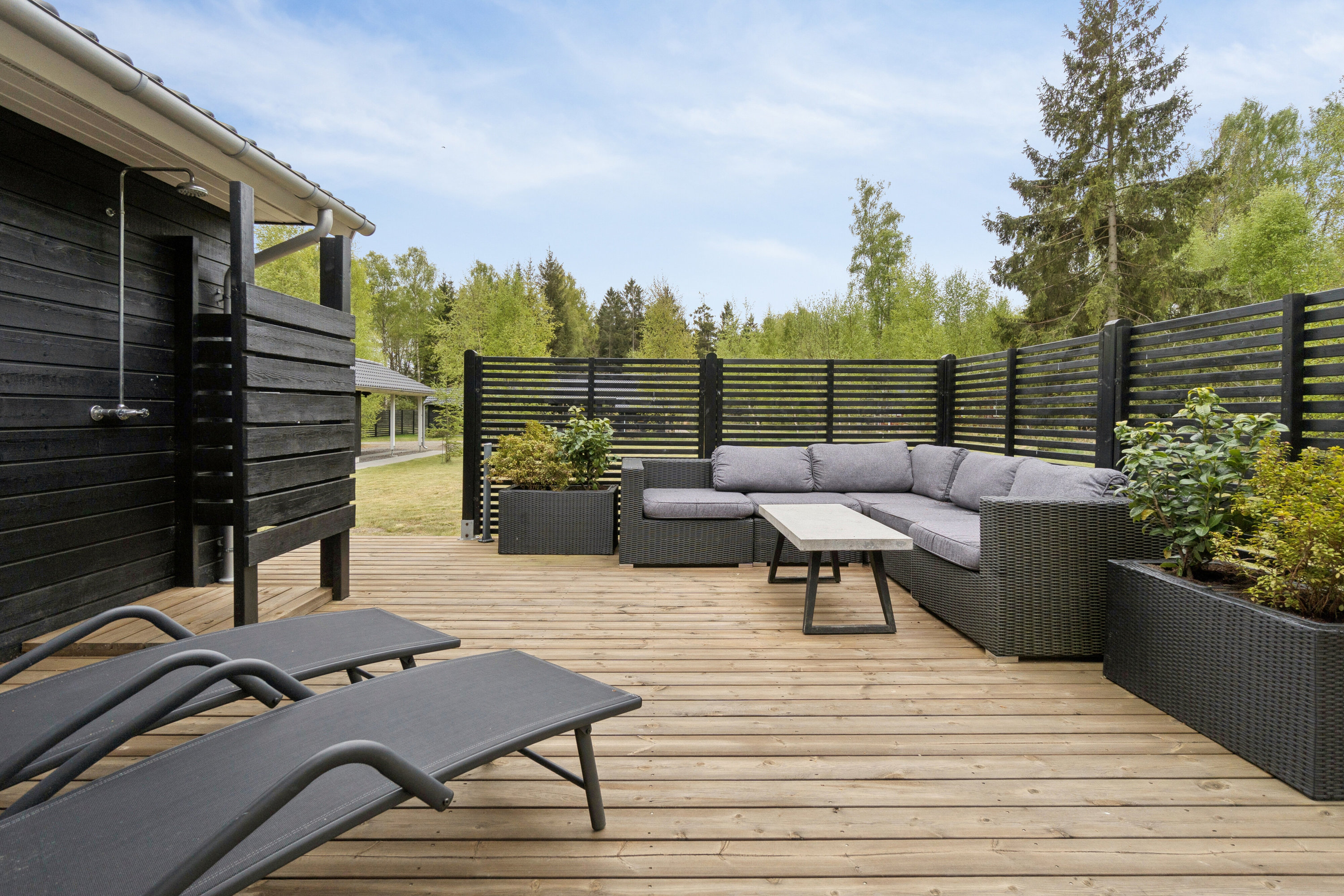 Fremhævet terrasse billede i fuldskærmstilstand. Billede af Skovtoften 20, 3790 Hasle