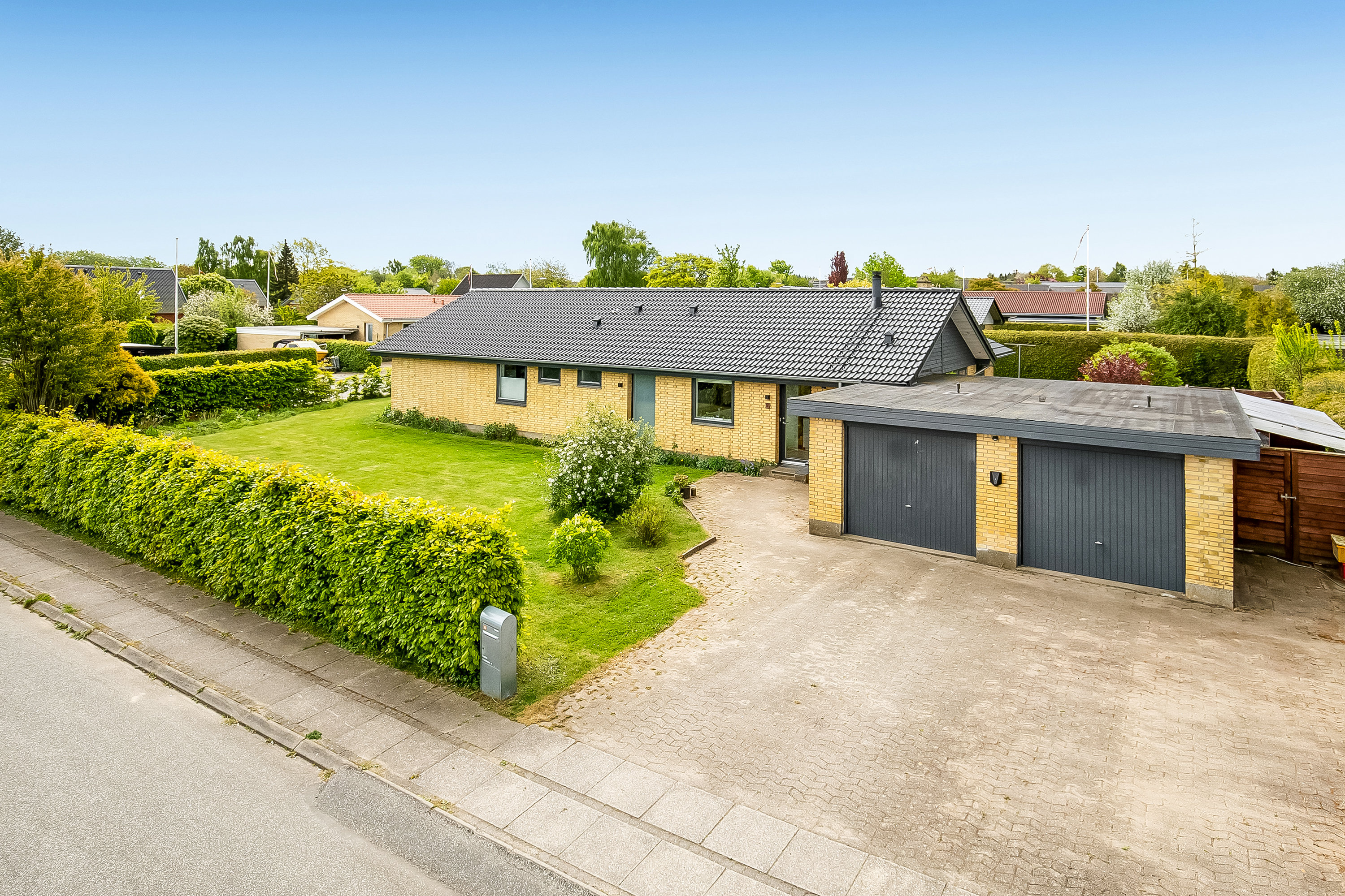Helgesvej 1, 7080 Børkop
