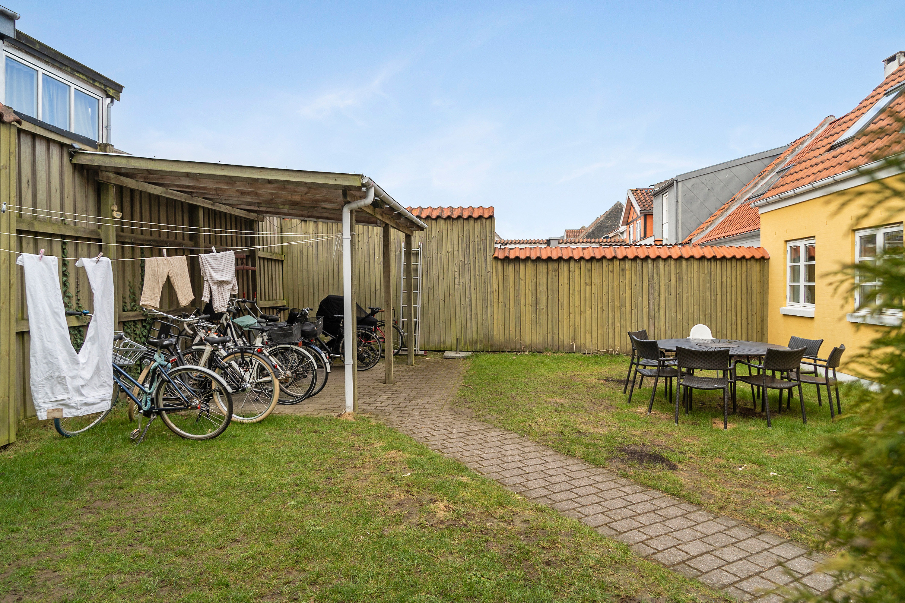 Fremhævet  billede i fuldskærmstilstand. Billede af Hjallesevej 13, 1., 5000 Odense C