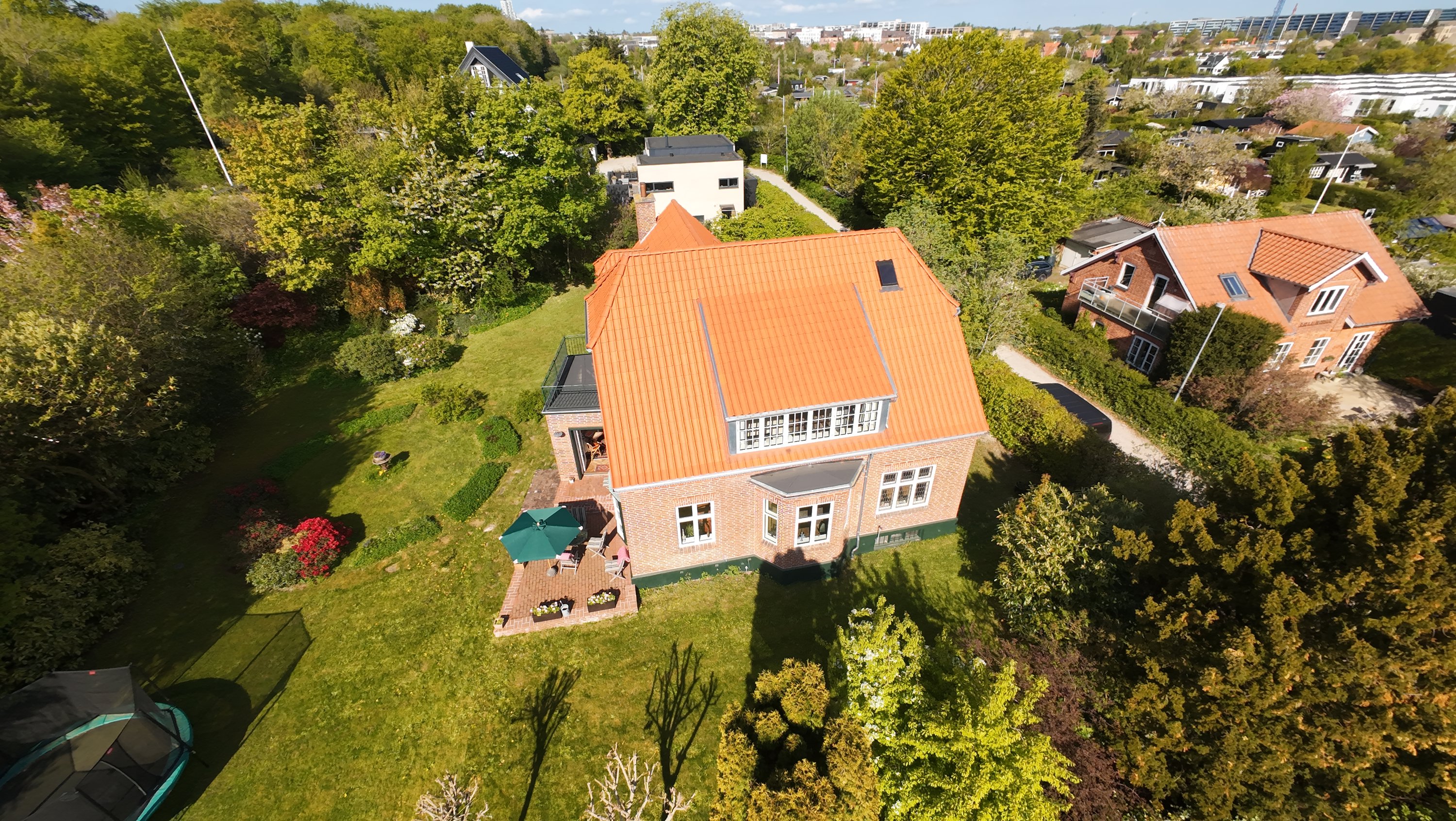Fremhævet  billede i fuldskærmstilstand. Billede af Rishøjvej 1, 8240 Risskov