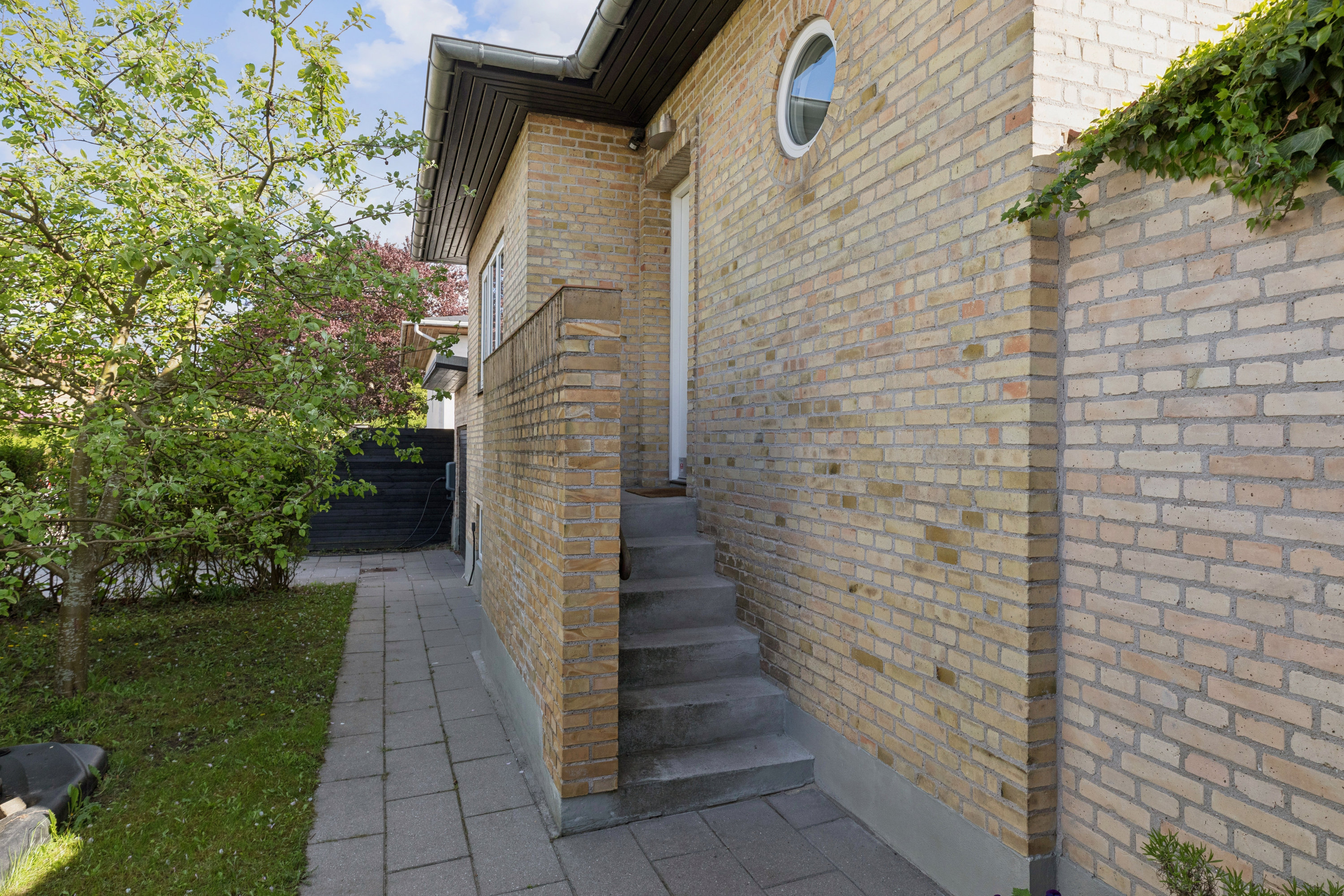 Fremhævet andet billede i fuldskærmstilstand. Billede af Langagervej 17B, 2500 Valby