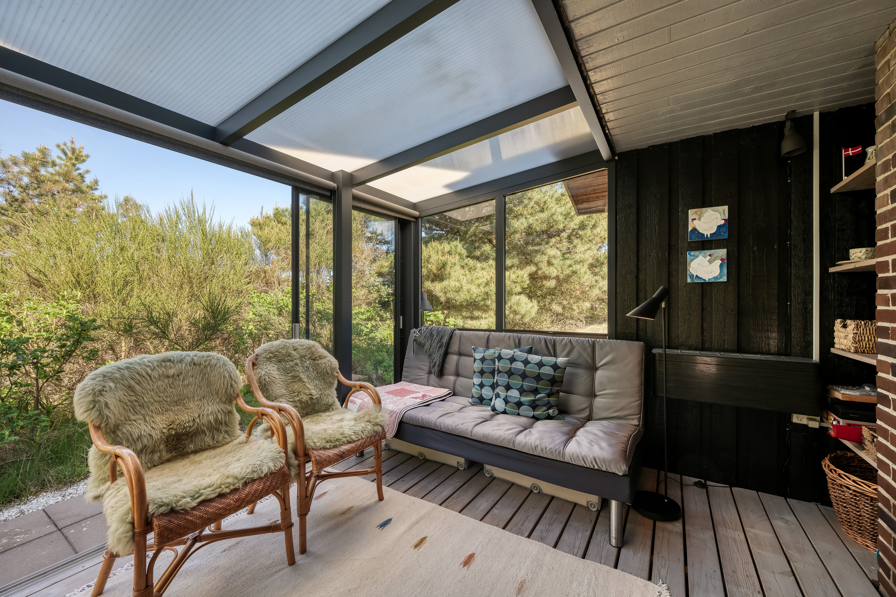 Fremhævet overdækket terrasse billede i fuldskærmstilstand. Billede af Rauhesvej 13, Bjerregaard, 6960 Hvide Sande