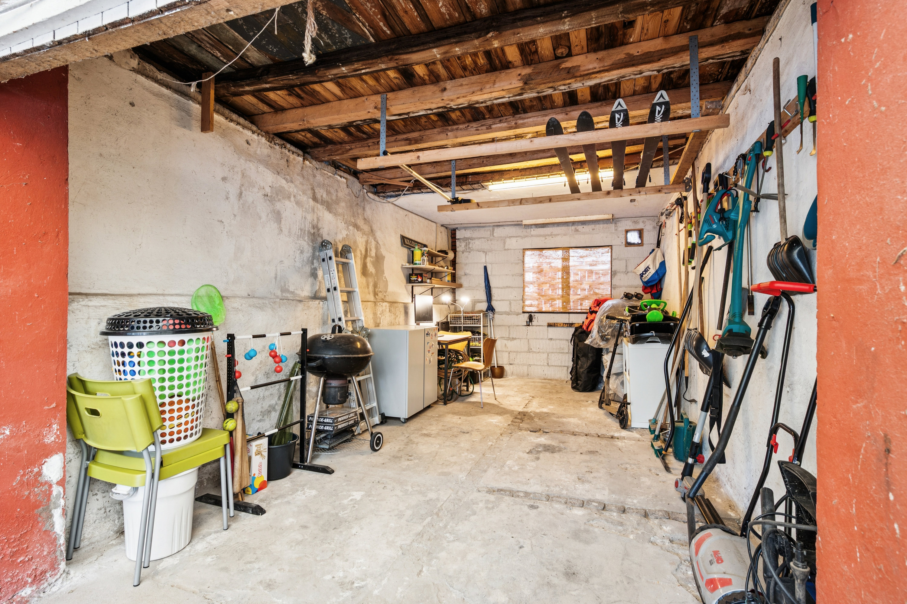 Fremhævet garage billede i fuldskærmstilstand. Billede af Kollemosevej 42B, 2830 Virum