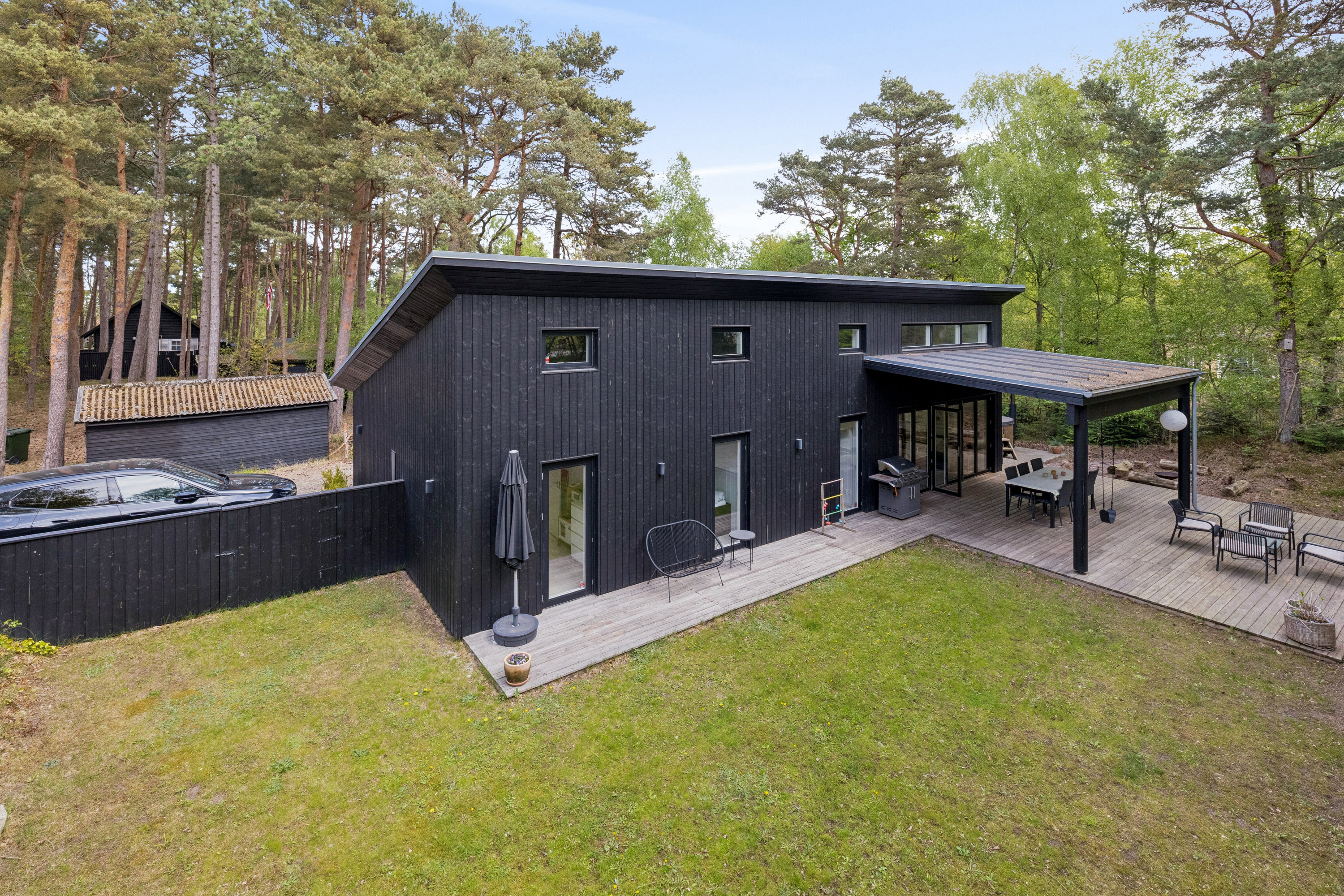 Fremhævet andet billede i fuldskærmstilstand. Billede af Skovvej 19, Fjellerup Strand, 8585 Glesborg