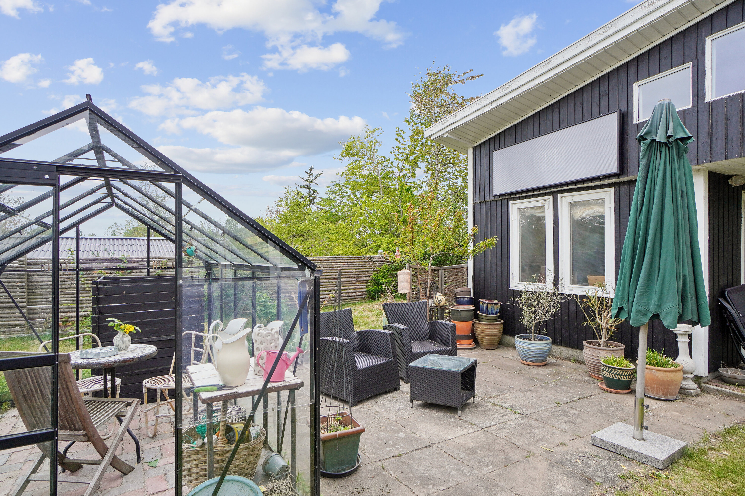 Fremhævet terrasse billede i fuldskærmstilstand. Billede af Anna Borgsvej 7, Evetofte, 3370 Melby