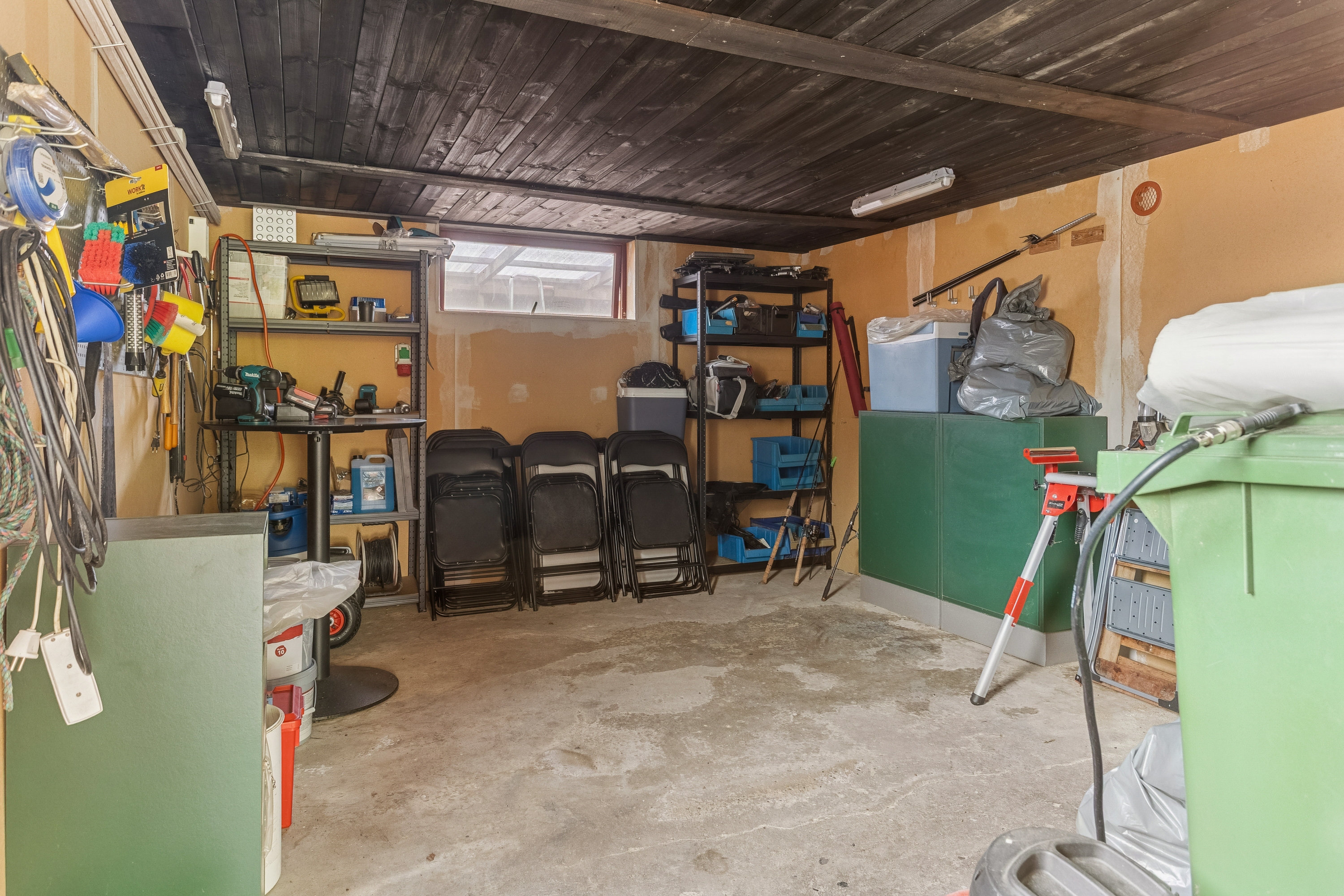 Fremhævet garage billede i fuldskærmstilstand. Billede af Kærgårdsvej 52, Rødding, 7860 Spøttrup