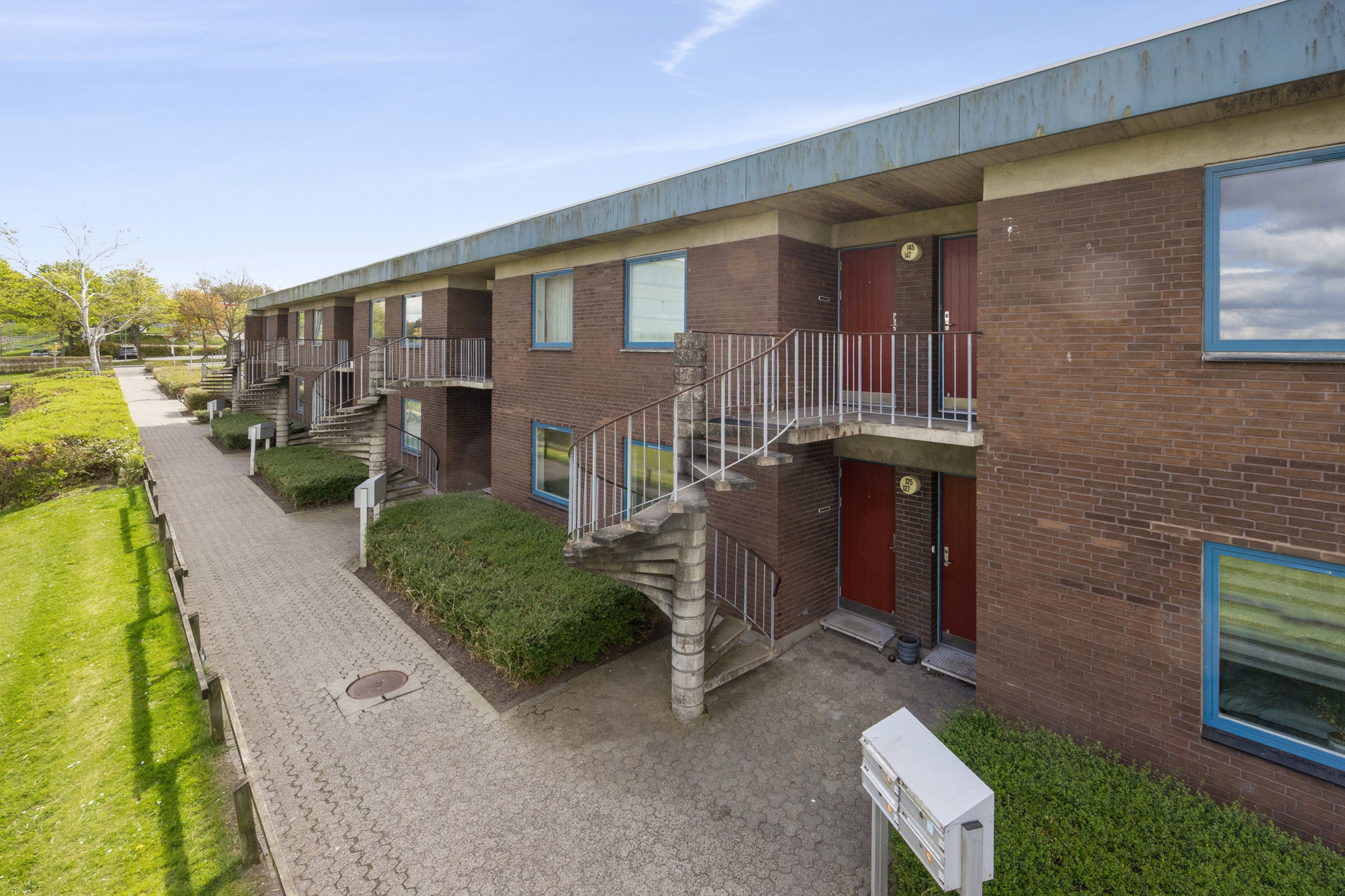Fremhævet andet billede i fuldskærmstilstand. Billede af Strubjerg 127, st.., 9400 Nørresundby