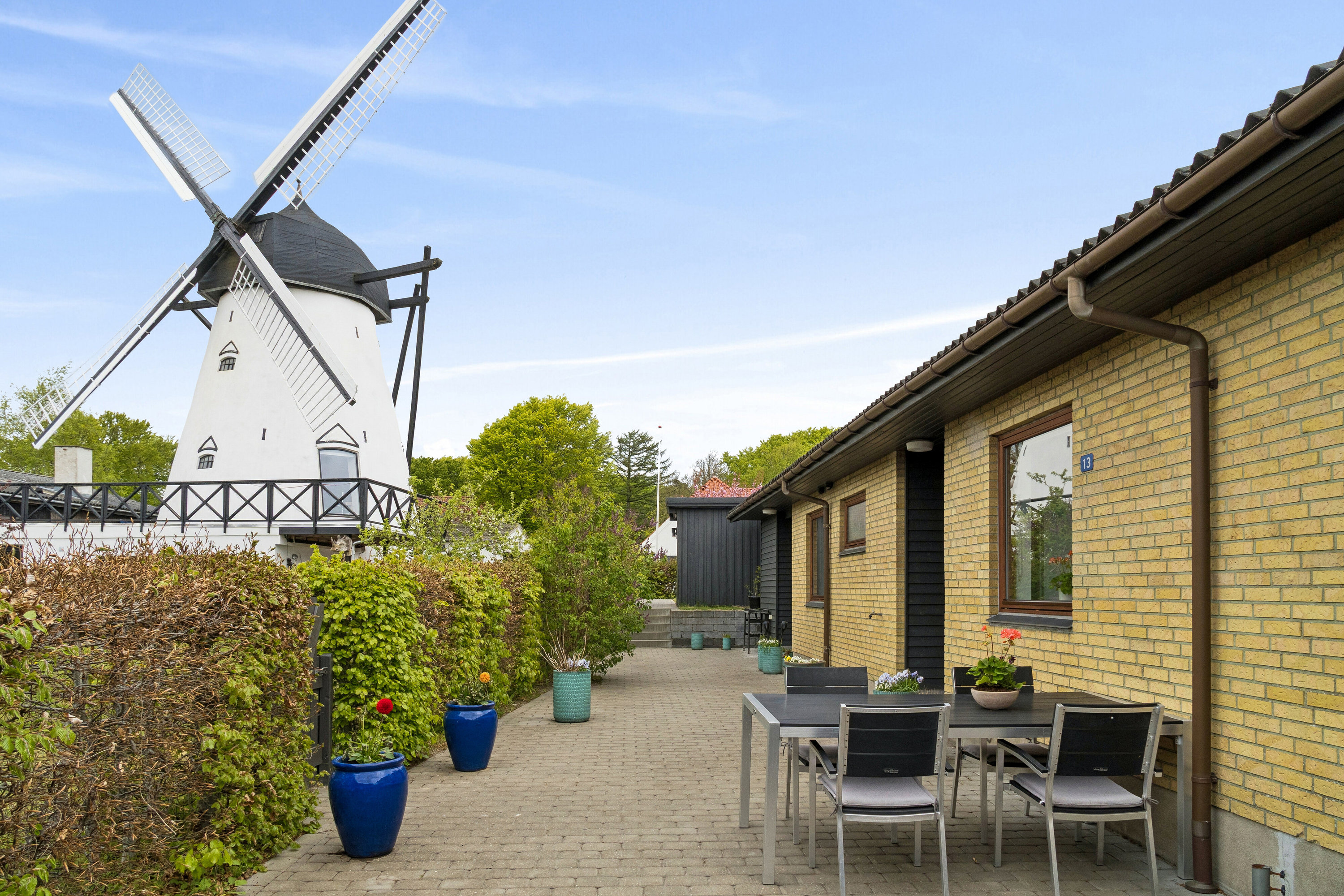 Fremhævet terrasse billede i fuldskærmstilstand. Billede af Møllebakken 13, 9870 Sindal