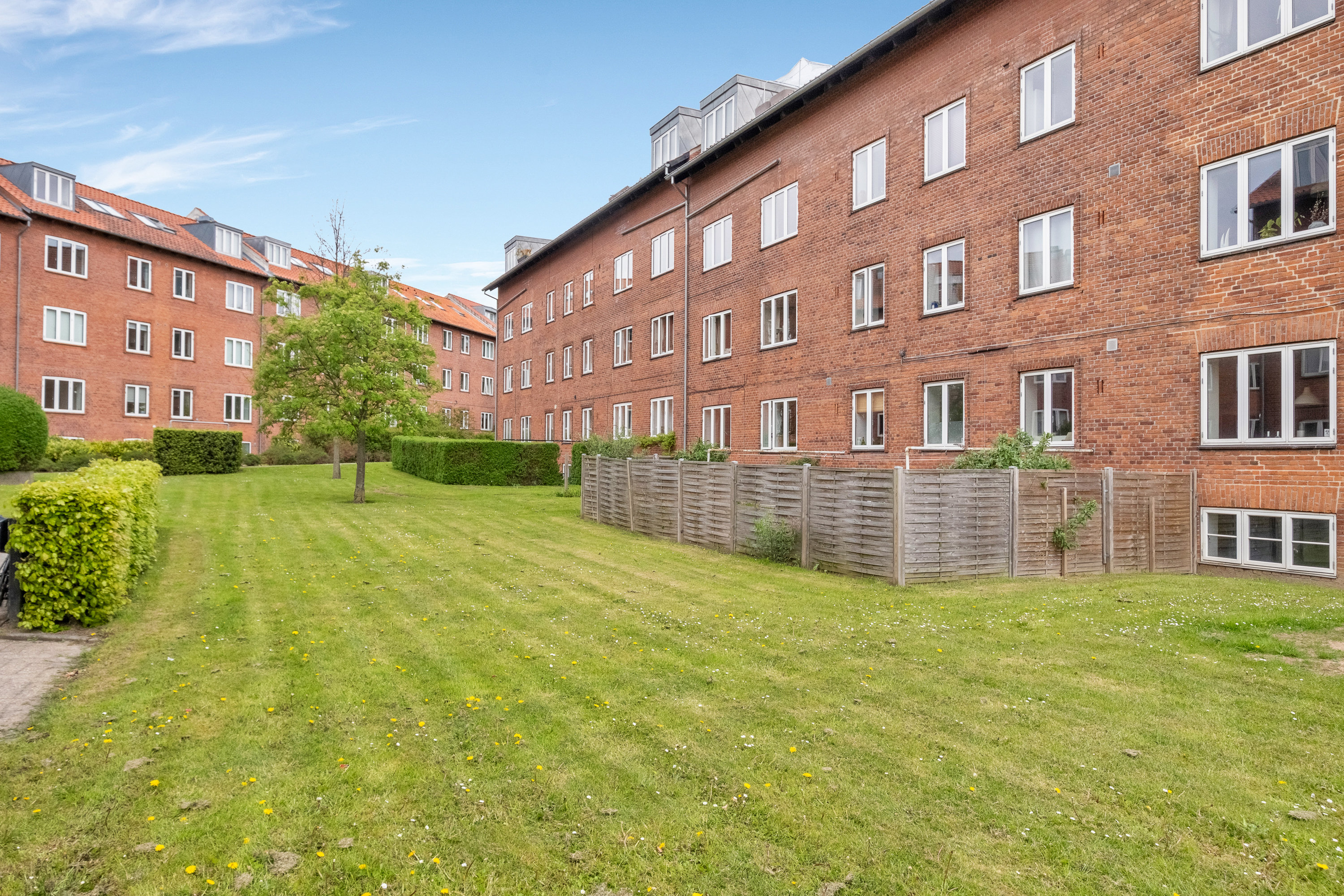 Fremhævet gårdmiljø billede i fuldskærmstilstand. Billede af Skanderborgvej 94, 2. 4., 8000 Aarhus C