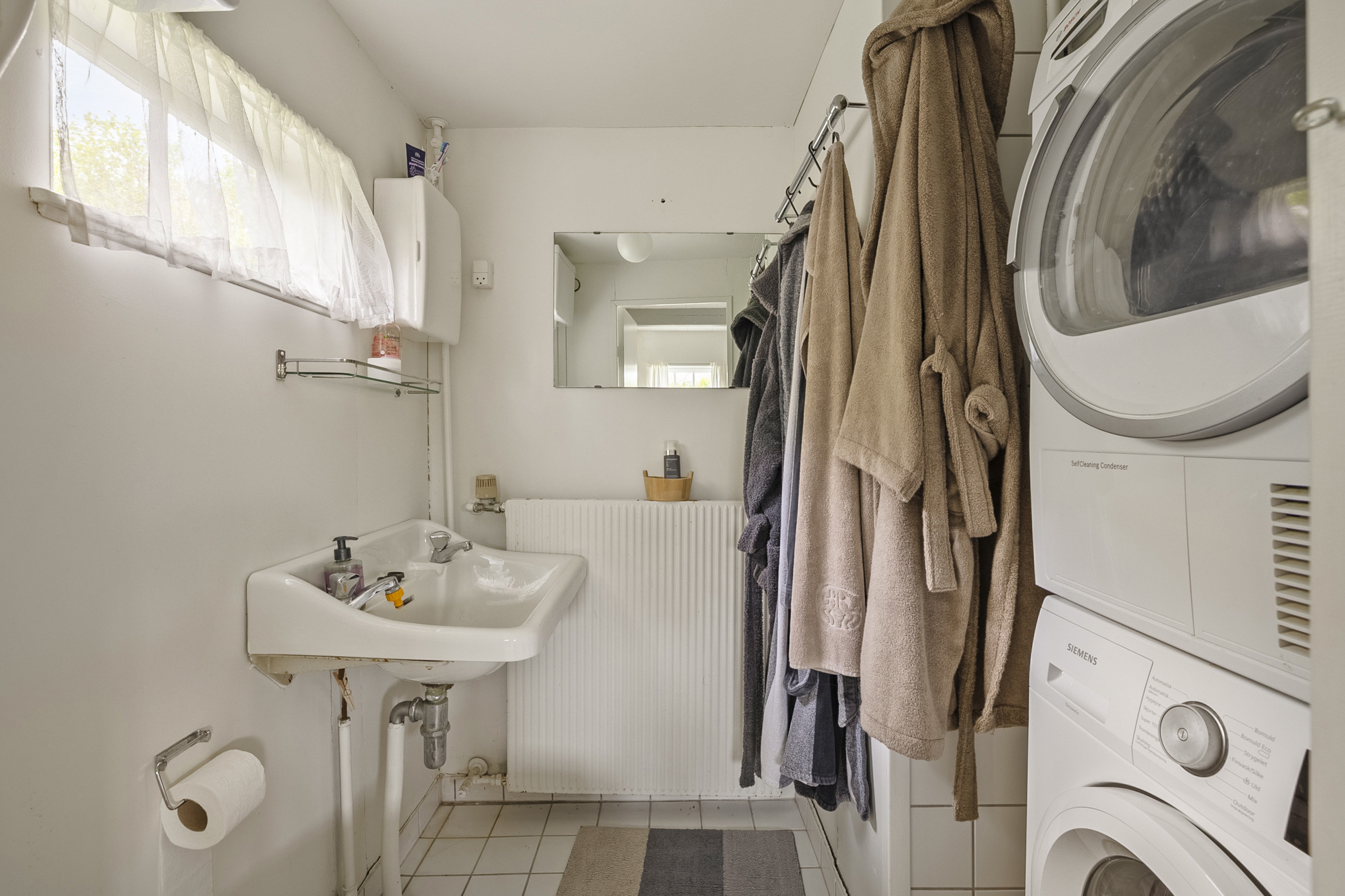 Fremhævet toilet billede i fuldskærmstilstand. Billede af Korsør Lystskov 40, 4220 Korsør