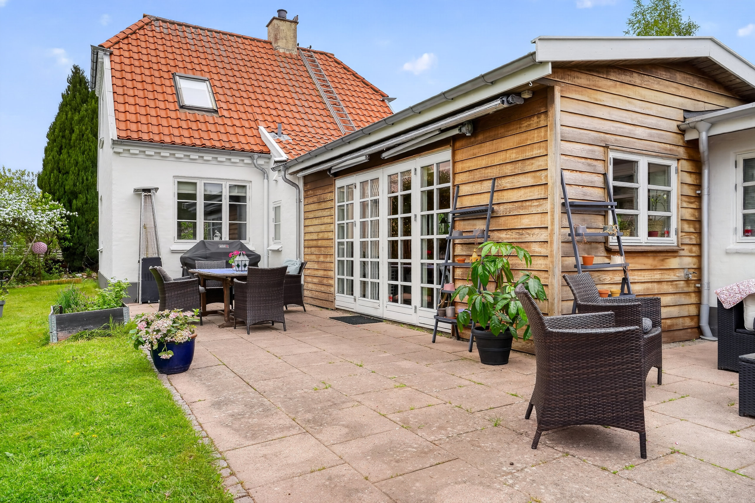 Fremhævet terrasse billede i fuldskærmstilstand. Billede af Kokkedalsvej 30B, 2970 Hørsholm