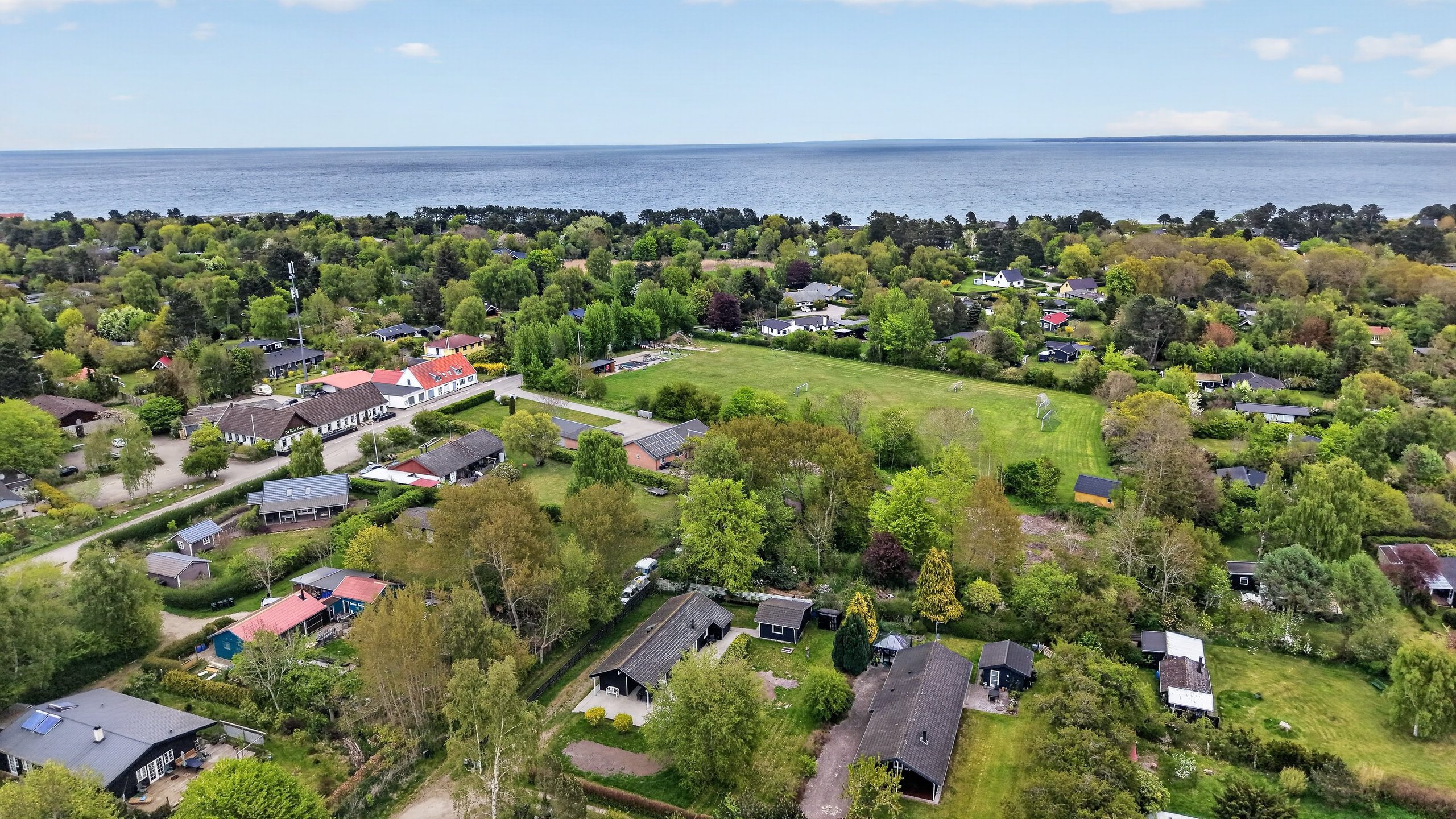 Fremhævet luftfoto billede i fuldskærmstilstand. Billede af Klintvej 131E, Klint, 4500 Nykøbing Sj