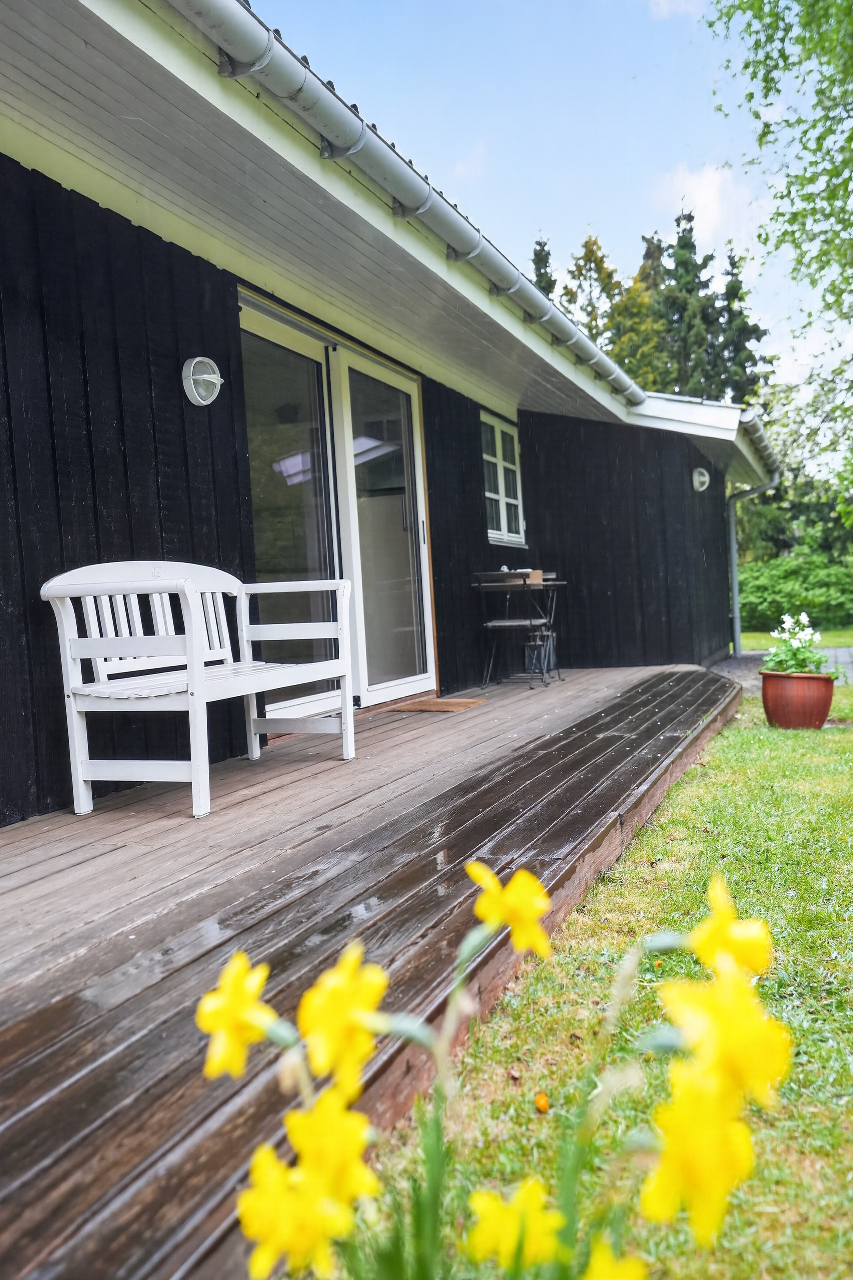Fremhævet terrasse billede i fuldskærmstilstand. Billede af Drosselholmvej 17, Nygård, 4500 Nykøbing Sj