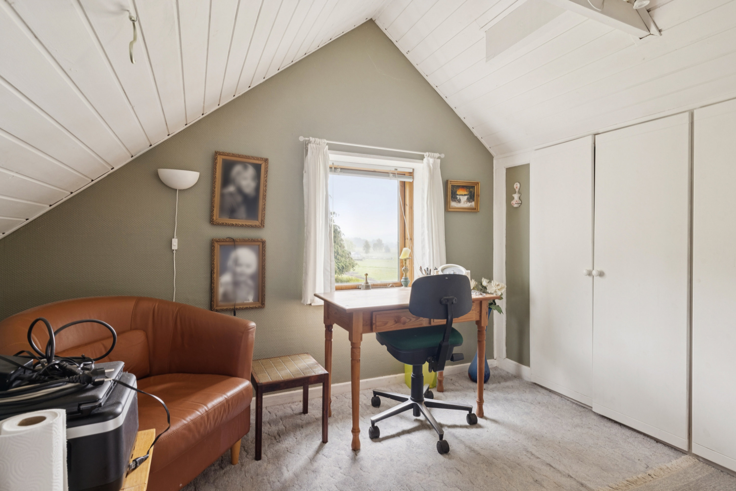 Fremhævet stue billede i fuldskærmstilstand. Billede af Østervangsvej 53, Øby, 8830 Tjele