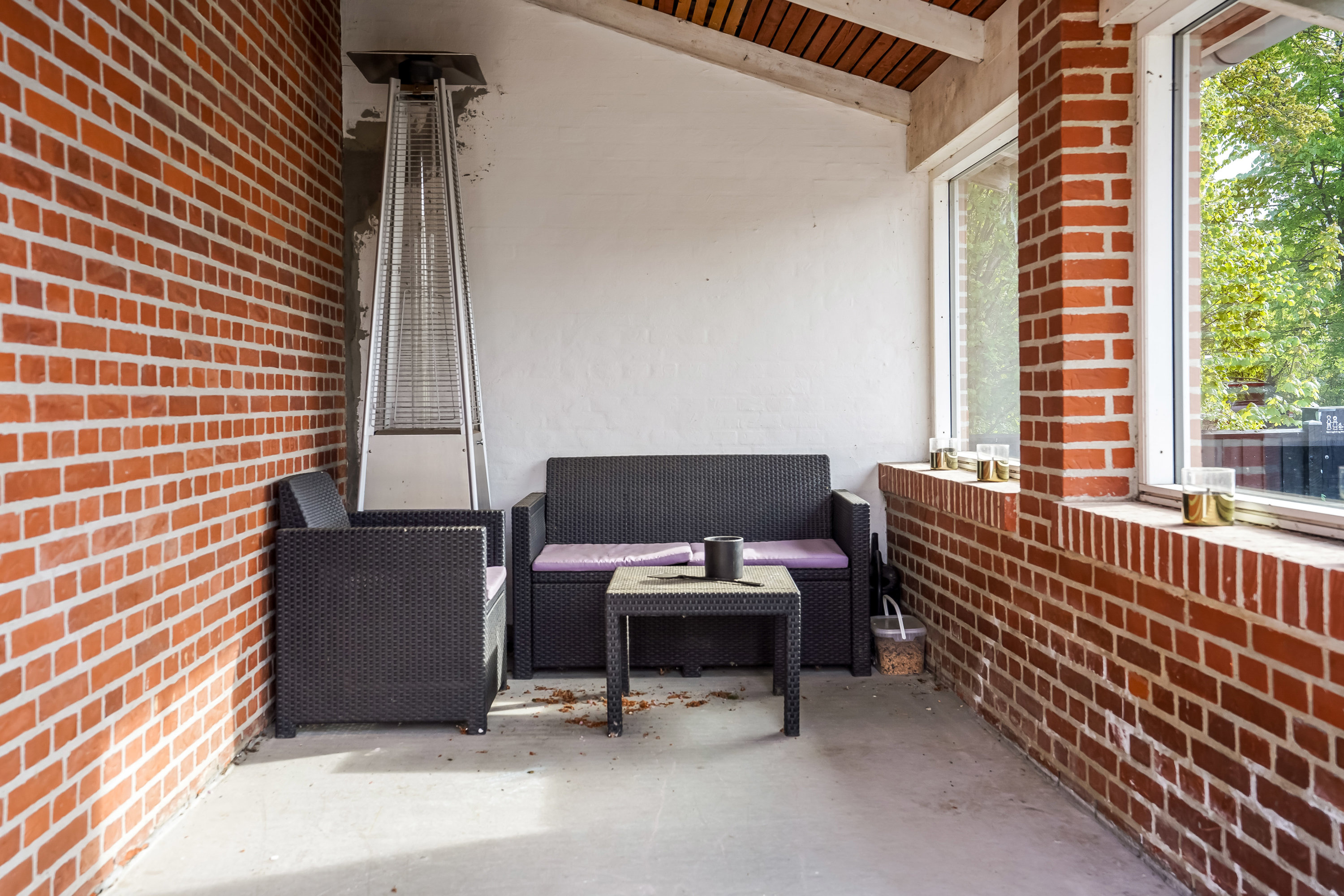 Fremhævet terrasse billede i fuldskærmstilstand. Billede af Skovbrynet 7, 8763 Rask Mølle