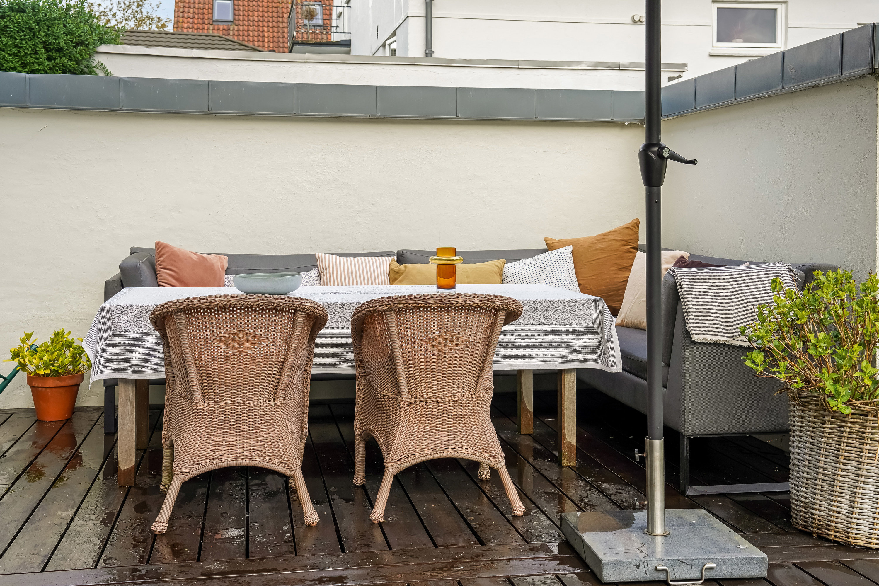 Fremhævet terrasse billede i fuldskærmstilstand. Billede af Ingemannsvej 24, 5230 Odense M