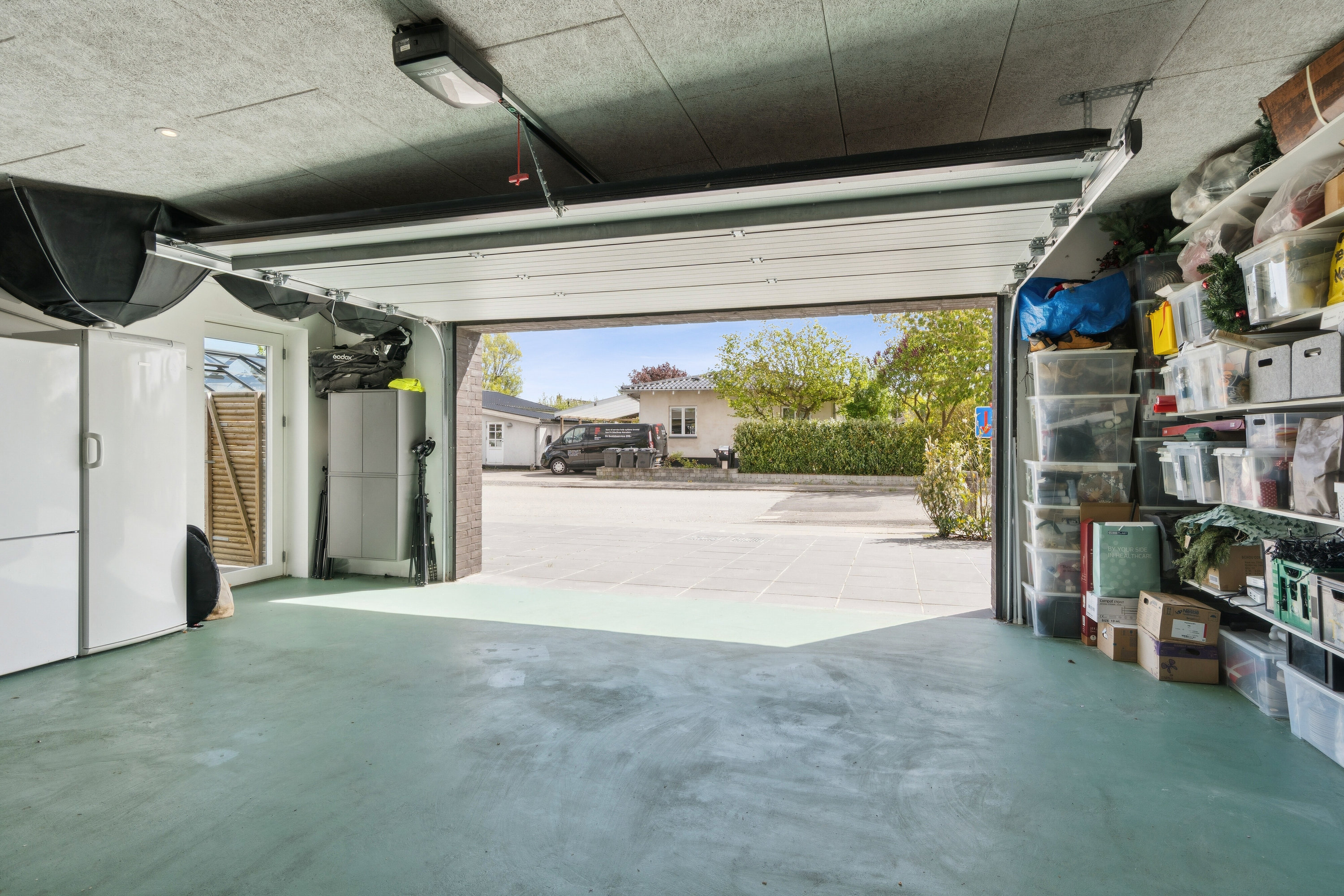 Fremhævet garage billede i fuldskærmstilstand. Billede af Knud Anchers Vej 20, 2610 Rødovre