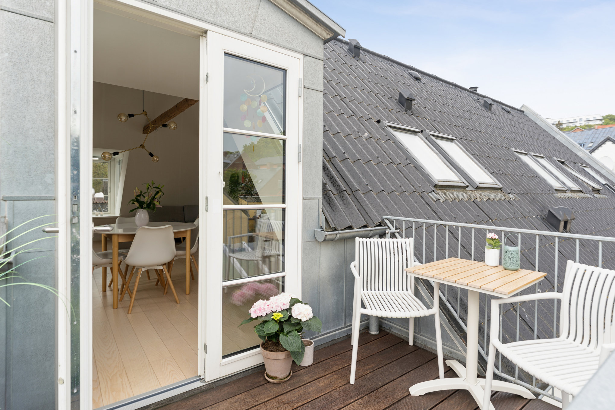 Fremhævet terrasse billede i fuldskærmstilstand. Billede af Lene Bredahls Gade 3B, 1., 8900 Randers C