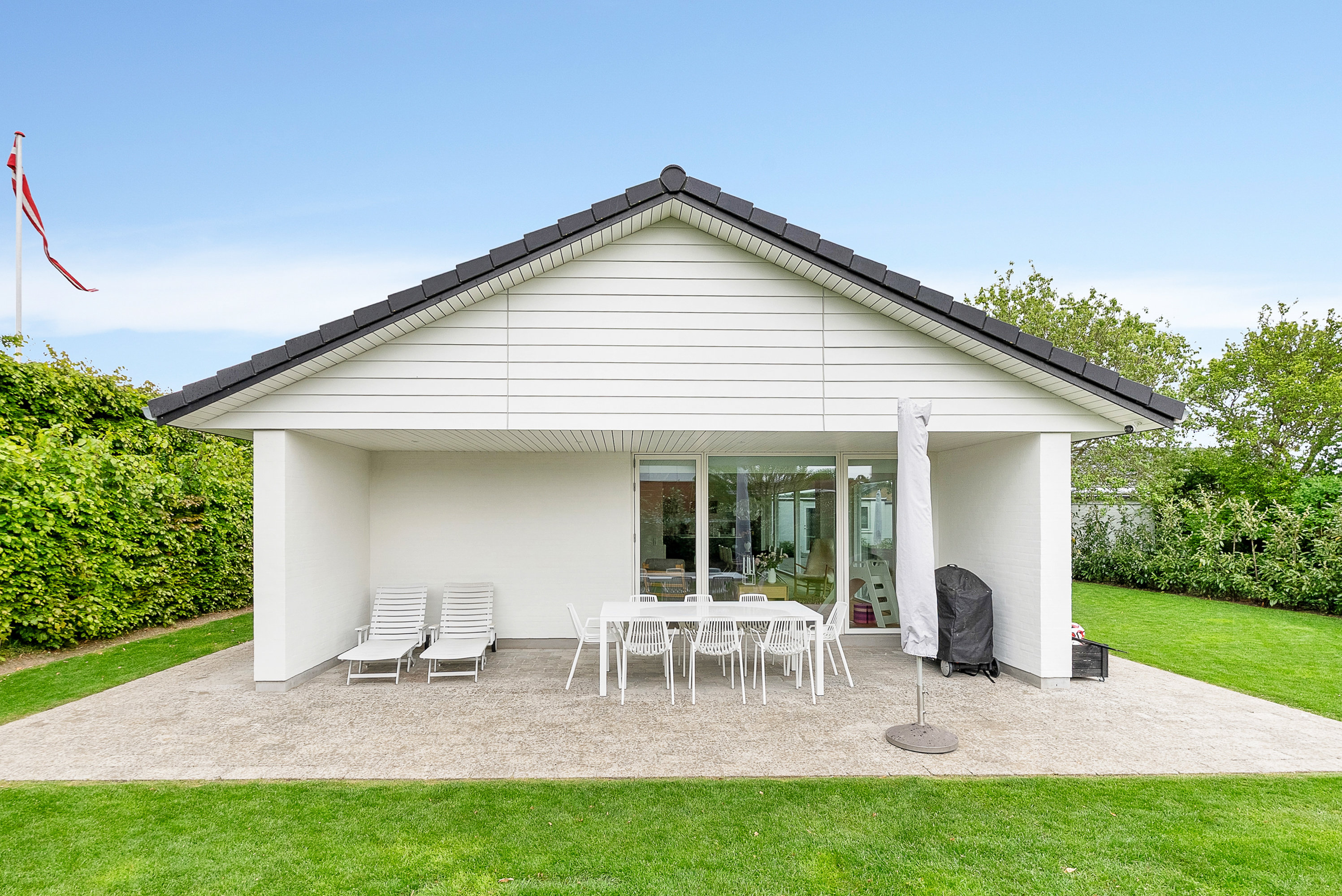 Fremhævet terrasse billede i fuldskærmstilstand. Billede af Gullfossvej 4, Tarup, 5210 Odense NV