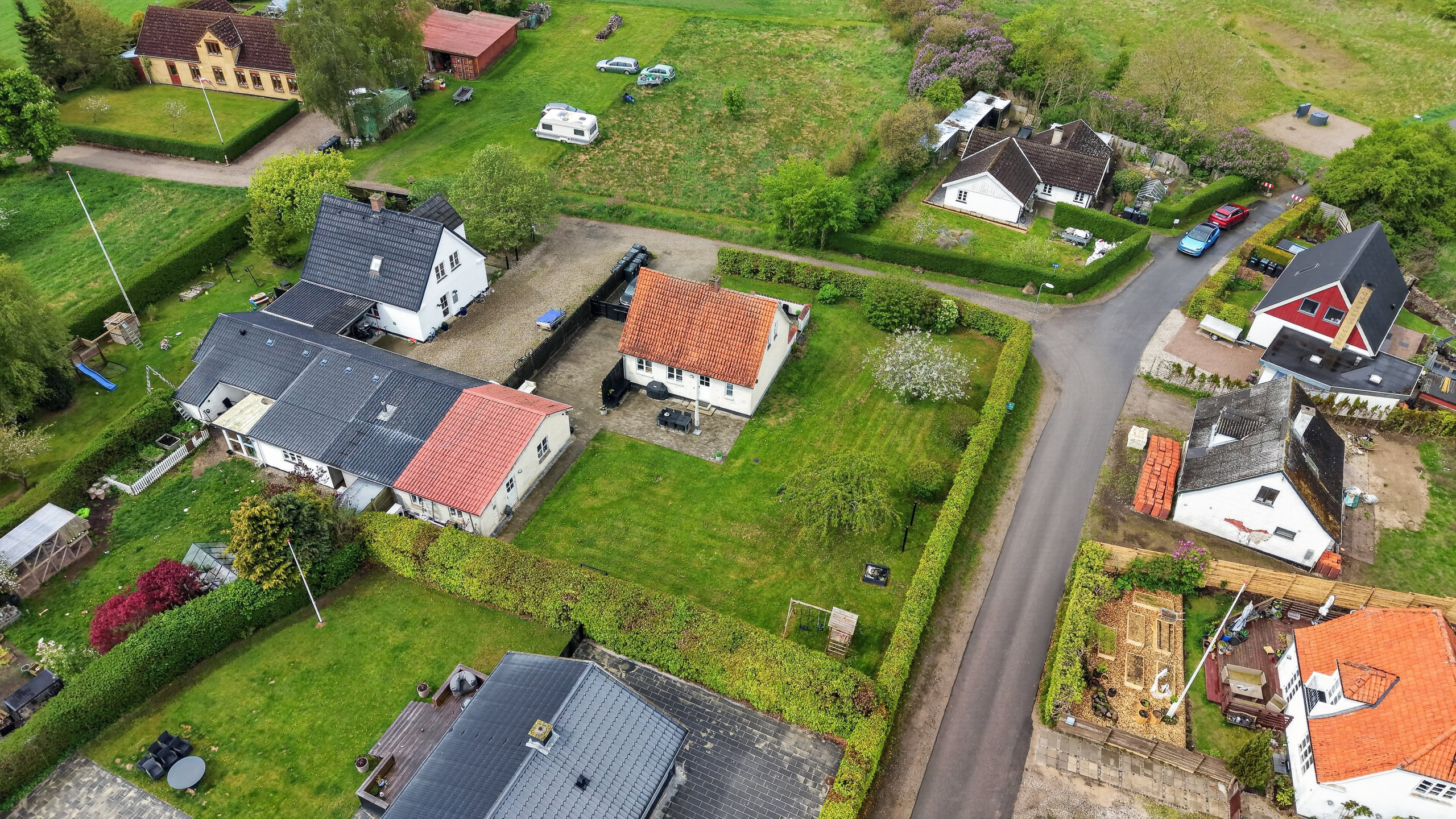 Fremhævet luftfoto billede i fuldskærmstilstand. Billede af Gammelbrovej 12, 4300 Holbæk