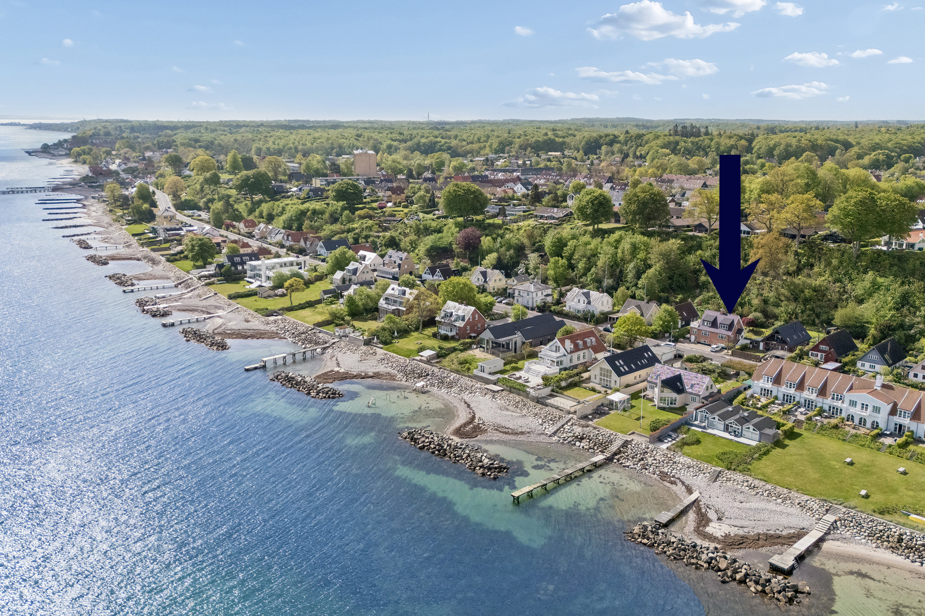 Fremhævet luftfoto billede i fuldskærmstilstand. Billede af Nordre Strandvej 229A, 3140 Ålsgårde