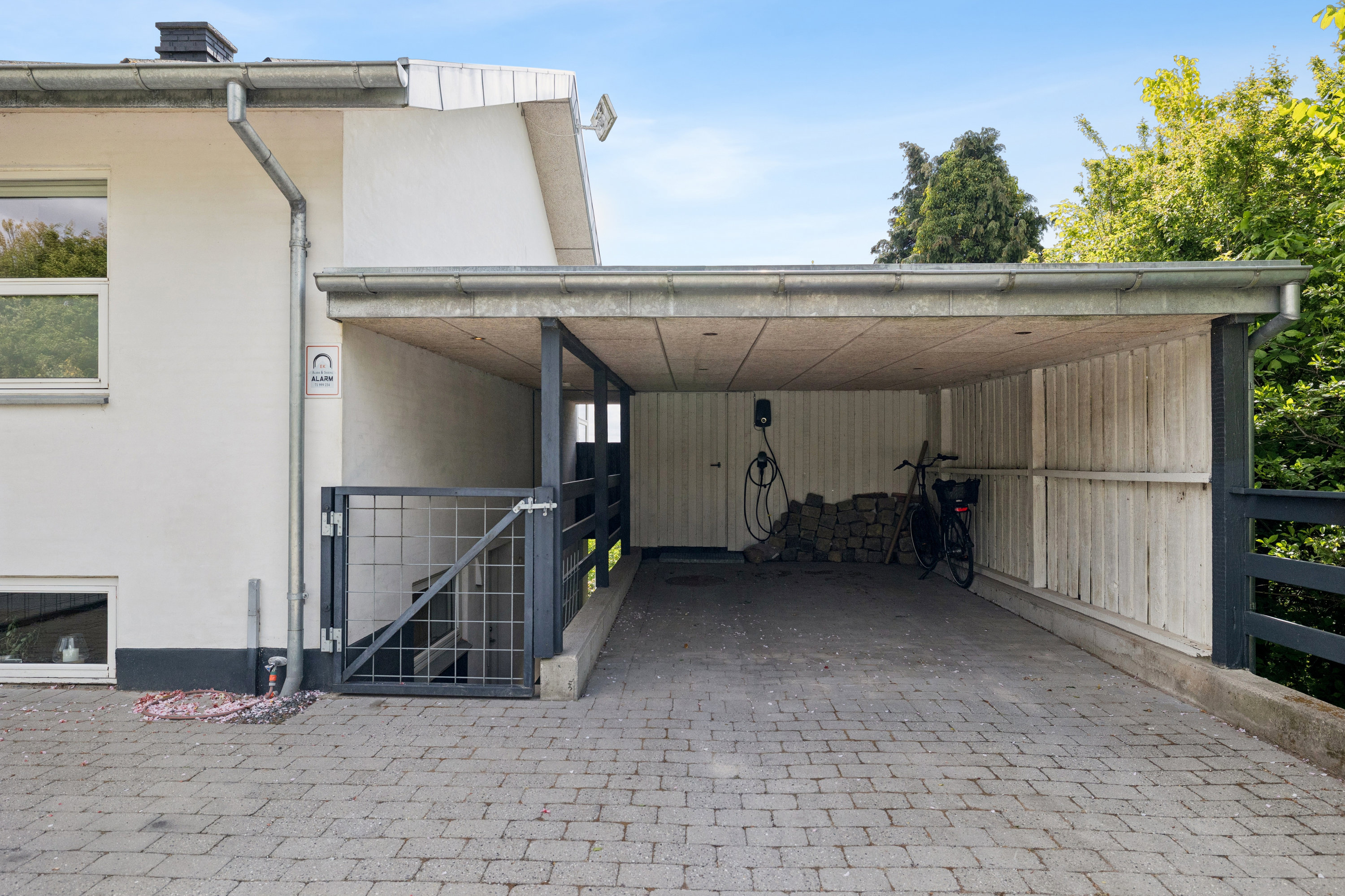 Fremhævet carport billede i fuldskærmstilstand. Billede af Enebærvej 18, 9500 Hobro